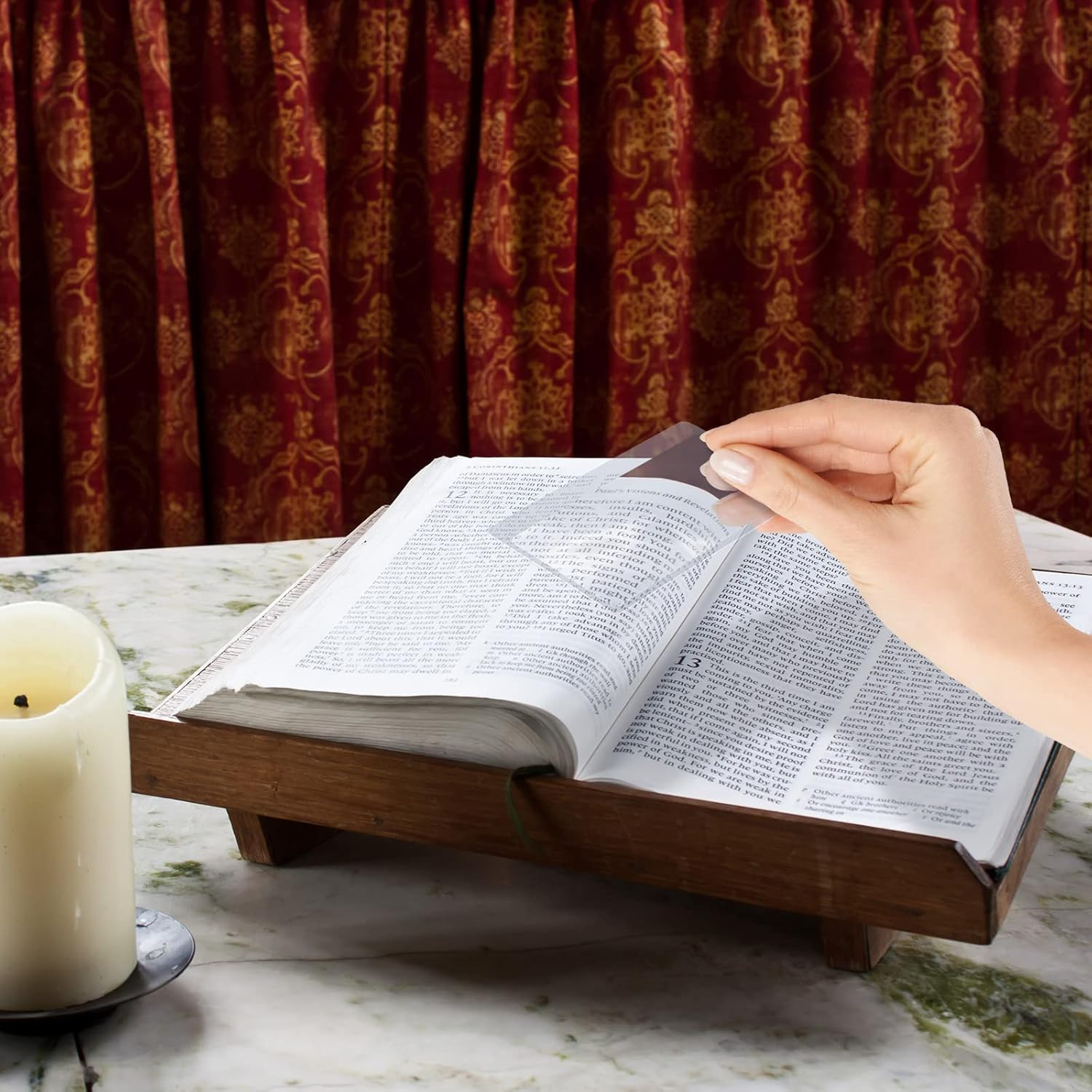 60 Pieces Credit Card Sized Magnifying Lenses ORNOOU Pocket Wallet Size Magnifiers 3X Lense for Reading or Fire Starter image number 1