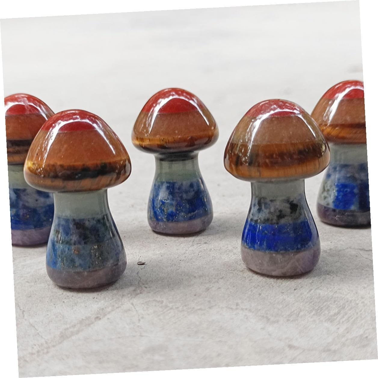 ROMISBABA Portable Crystal Gua Sha Facial Massage Tool Smooth Natural Stone for Face Neck Skin Care Slimming Wrinkle Reduction Massager Suitable for Men Women Teens Daily Spa Routine image number 3