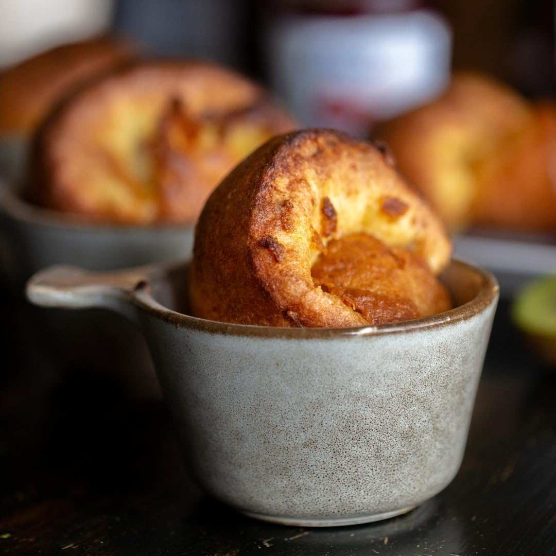 Chef Aid Yorkshire Pudding Pan, Large 4 Cup Non-Stick Tray 23.6CM X 23.6CM Diameter Perfect for Sunday Roasts image number 2