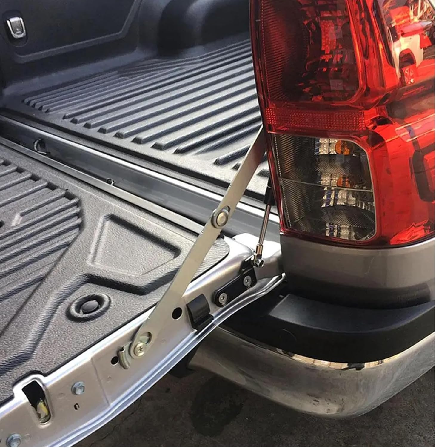 AONNOUS Pair Tailgate Assist Slowdown Struts Kit Fit for Toyota Hilux GUN125 GUN126 Rogue SR SR5 Rugged X Rear Trunk image number 5