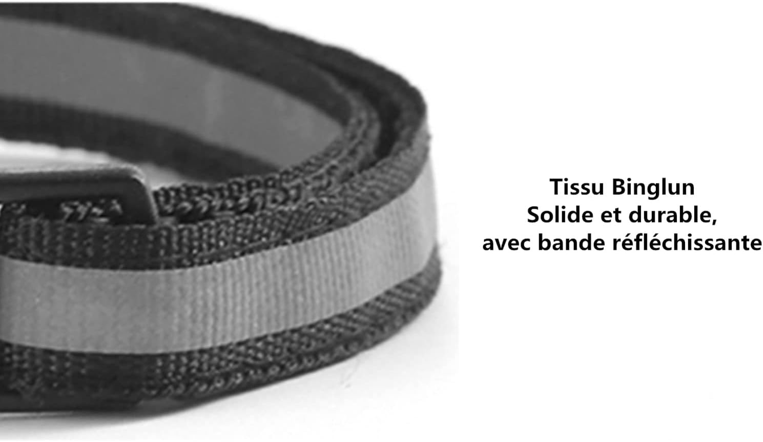 LATRAT Anti-Strand Adjustable Reflective Cat Collar with Bell and Safety Buckle, 19-32Cm, Black, Suitable for Most Cats at Home image number 2