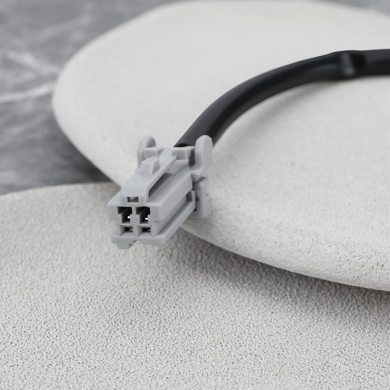 Emsea Car Tailgate Switch 7427003182909 Compatible with Nissan Micra K12 image number 2