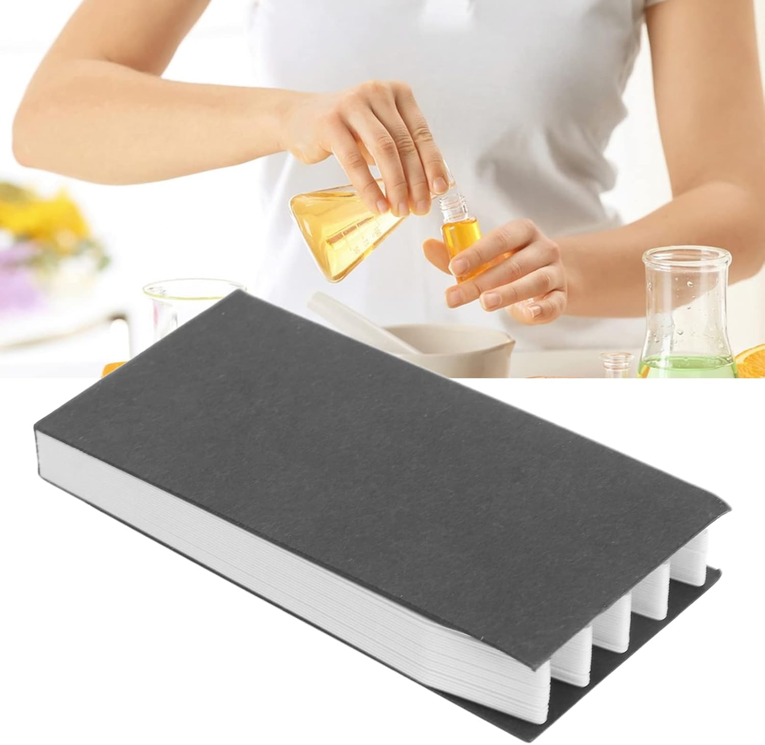 Perfume Paper Test Strips, 100 Pcs Disposable Portable White Essential Oil Scent Paper Test Strips, Tester Paper Strips with Black Cover for Aromatherapy, Testing Fragrance Scent image number 4