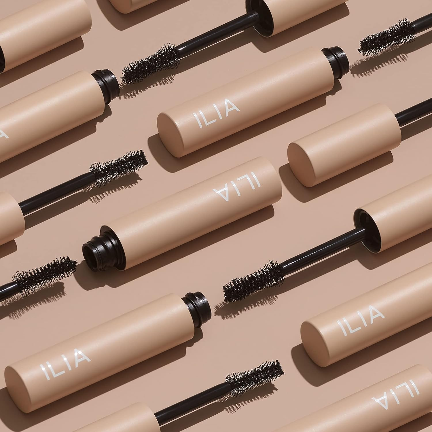 ILIA Beauty Fullest Volumizing Mascara by ILIA Beauty for Women - 0.32 Oz Mascara, 9.4636800000000001 Millilitre image number 3