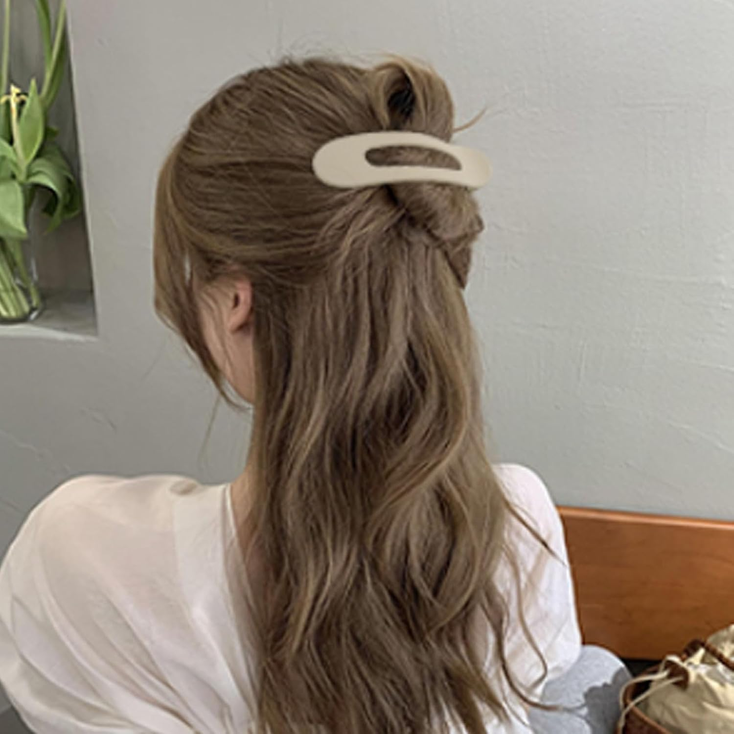 Ruzister&reg; Pack of 12 Flat Claw Clips for Women, Non-Slip Alligator Hair Clips in Neutral Colours, Ideal for Daily Use, Durable Multicolor image number 1