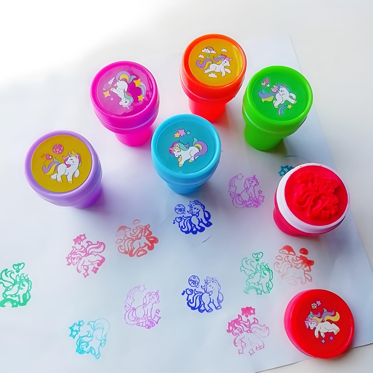 12 Pcs Animals Unicorn Stamps Signet Animals Themed Self-Inking Stampers Birthday Party Favors Supplies Washable Stampers Crafts Party Favor School Prizes image number 2