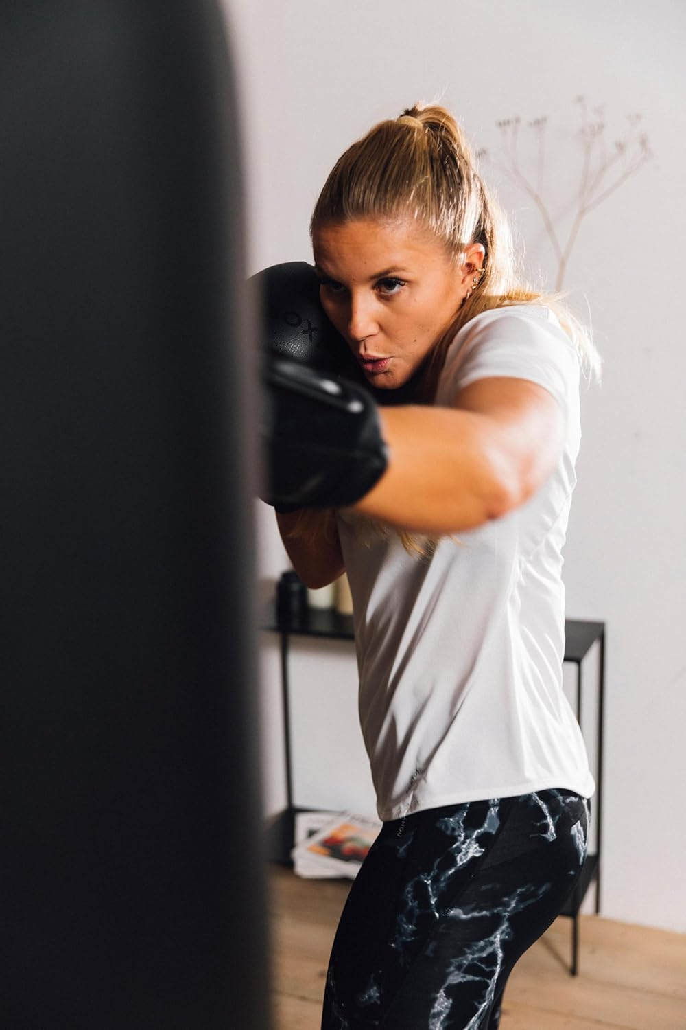 Outshock Decathlon Outshock 120 Boxing Gloves Black 12 Oz Size - Boxing Gloves