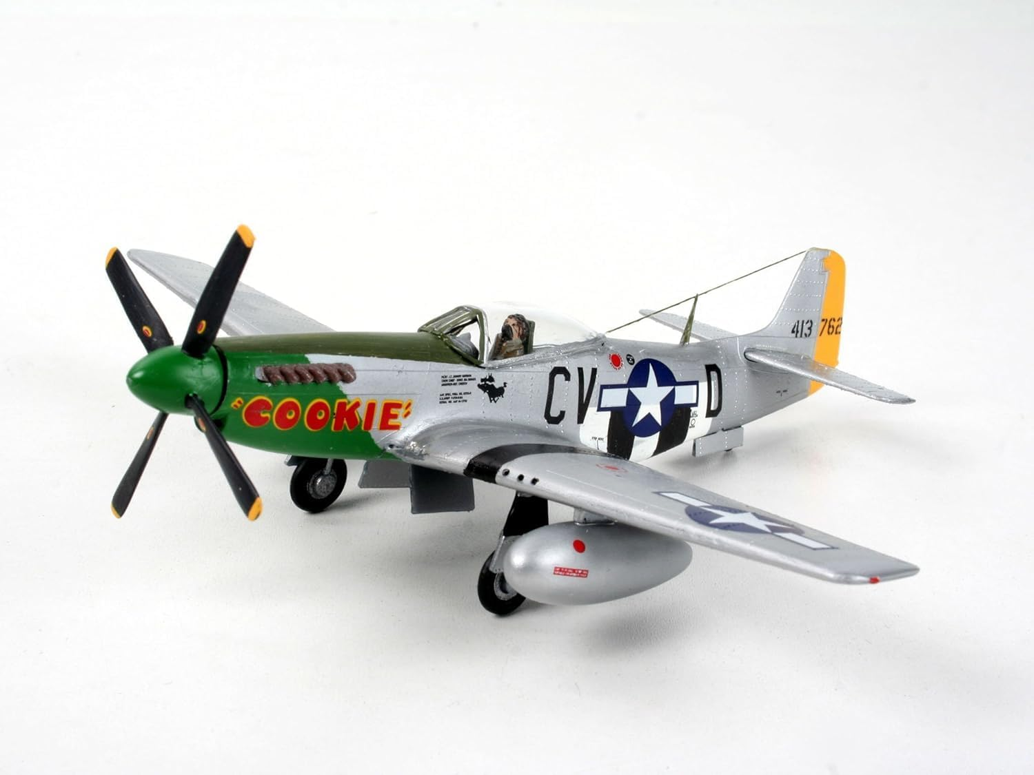 Revell P-51D Mustang 1:72 Scale Model Kit -Plastic Model Kit image number 3