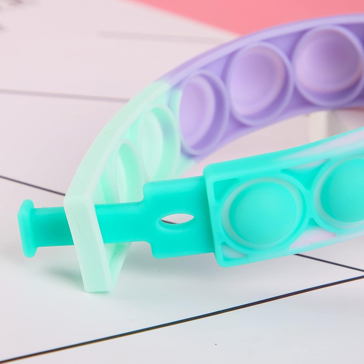 20PCS Push Pop Fidget Toy Fidget Bracelet, Durable and Adjustable, Multicolor Wristband Push Pop Stress Relief Sensory Fingertip Toys for Kids and Adults (20 Pcs Bracelet) image number 4