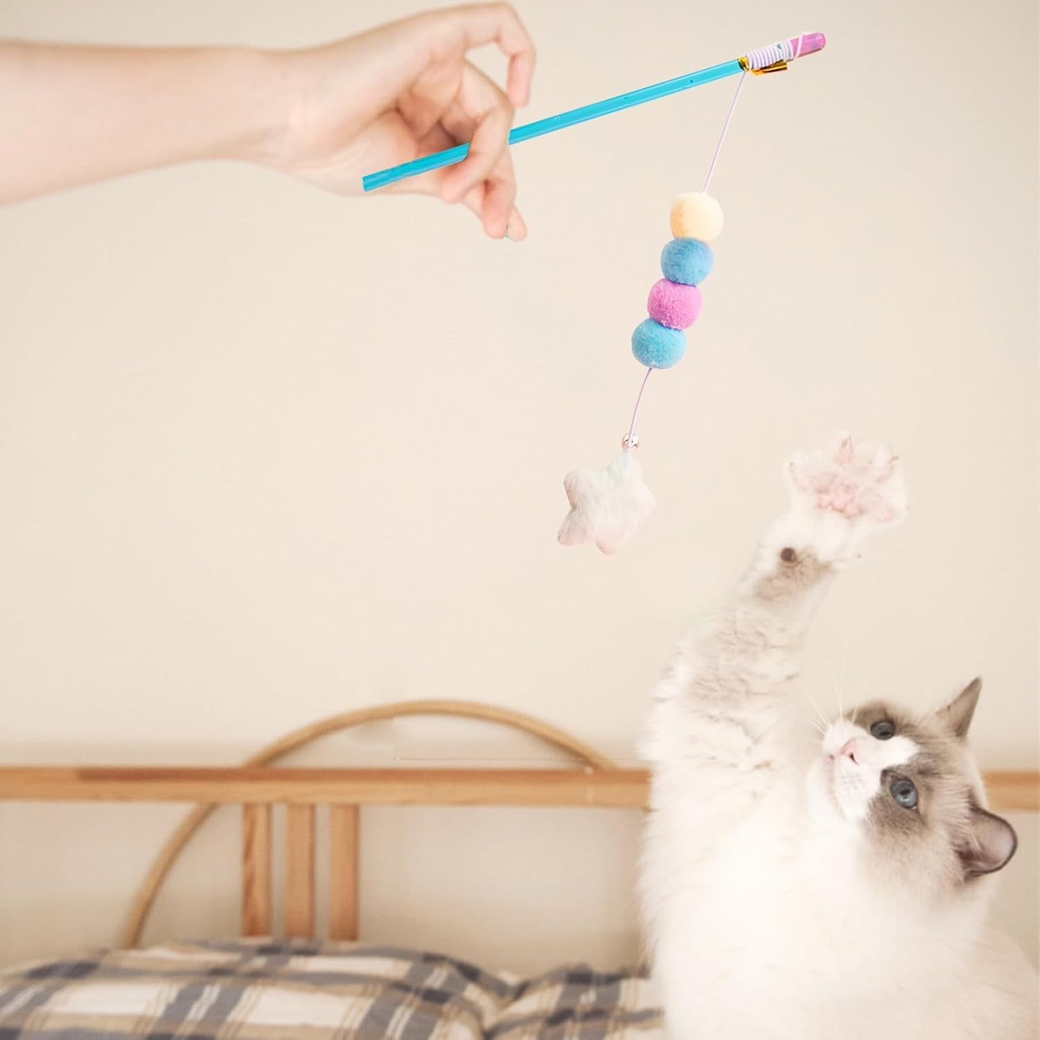 Fokmuaex 1Pcs Blue Cat Teaser Wand Toy with Plush Ball, Bite-Resistant Elastic Rope & Star Pendant - Durable Kitten Toy for Indoor Cats, Stimulates Exercise with Comfortable Grip image number 5