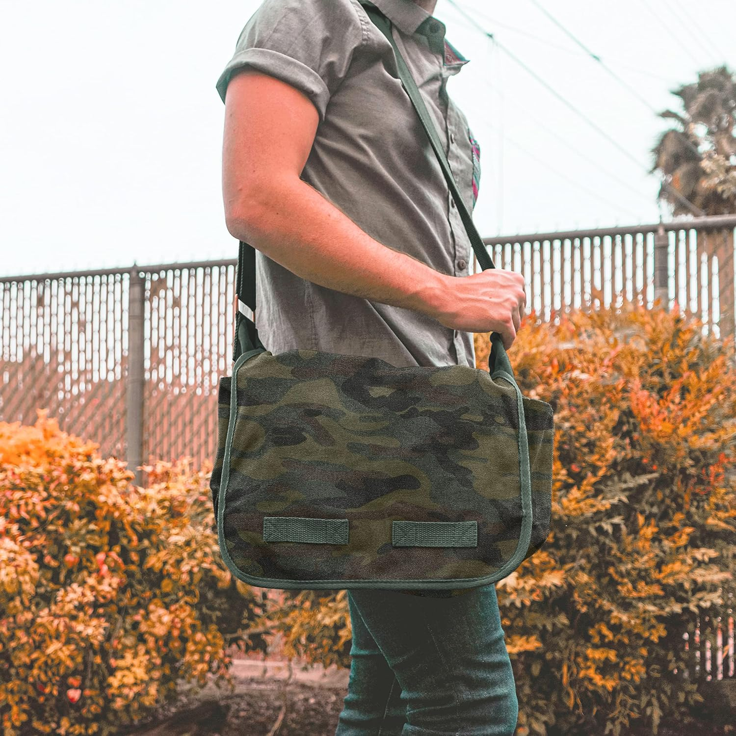 Sweetbriar Classic Messenger Bag - Vintage Canvas Shoulder Bag for All-Purpose Use - Blue image number 4