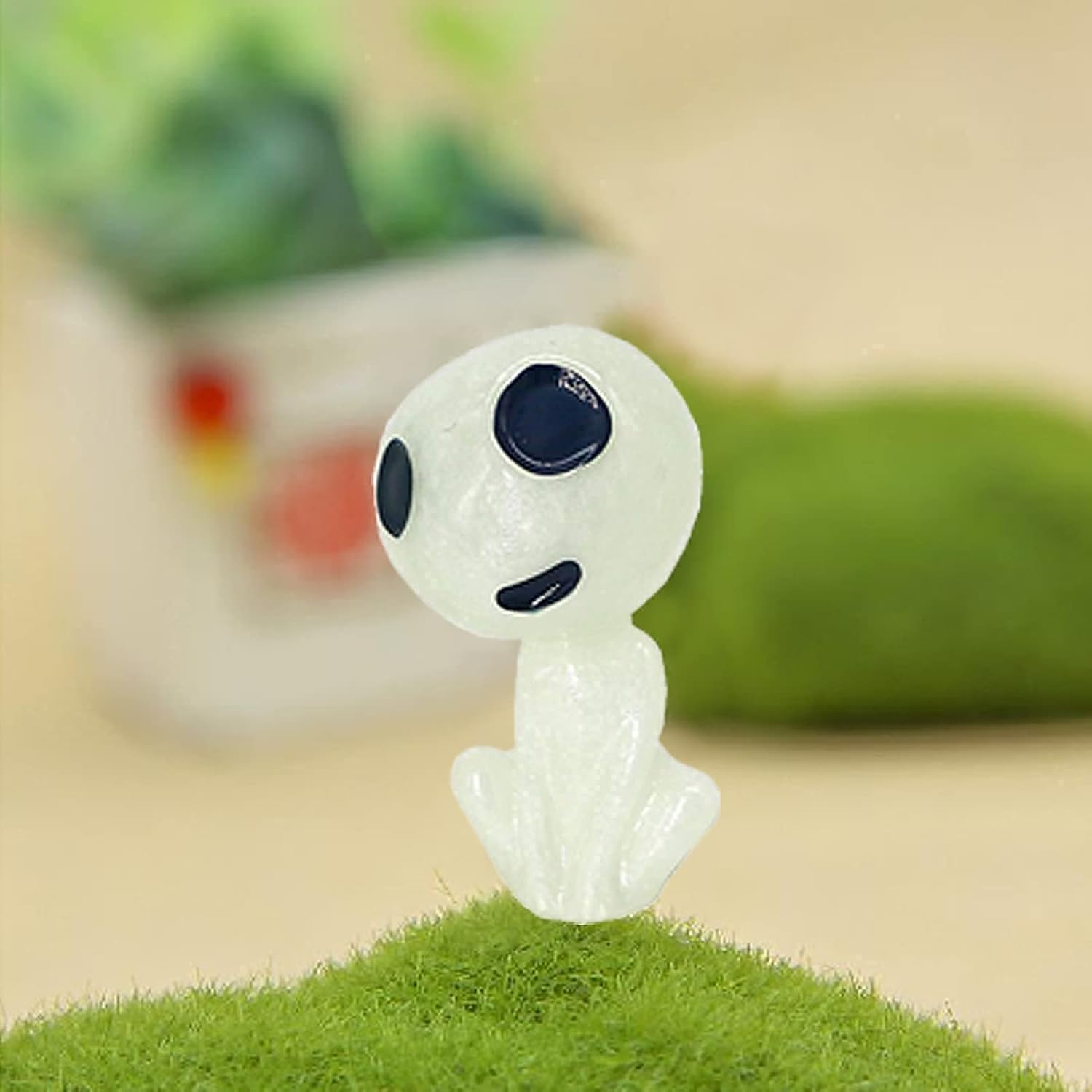 DARUNAXY 10PCS Luminous Ghost Tree Elves Miniature Garden Gnome Glow in Dark Resin Fairy Garden Accessories for Micro Landscape Outdoor Patio Terrace Balcony Yard Decoration(10Pcs Green)