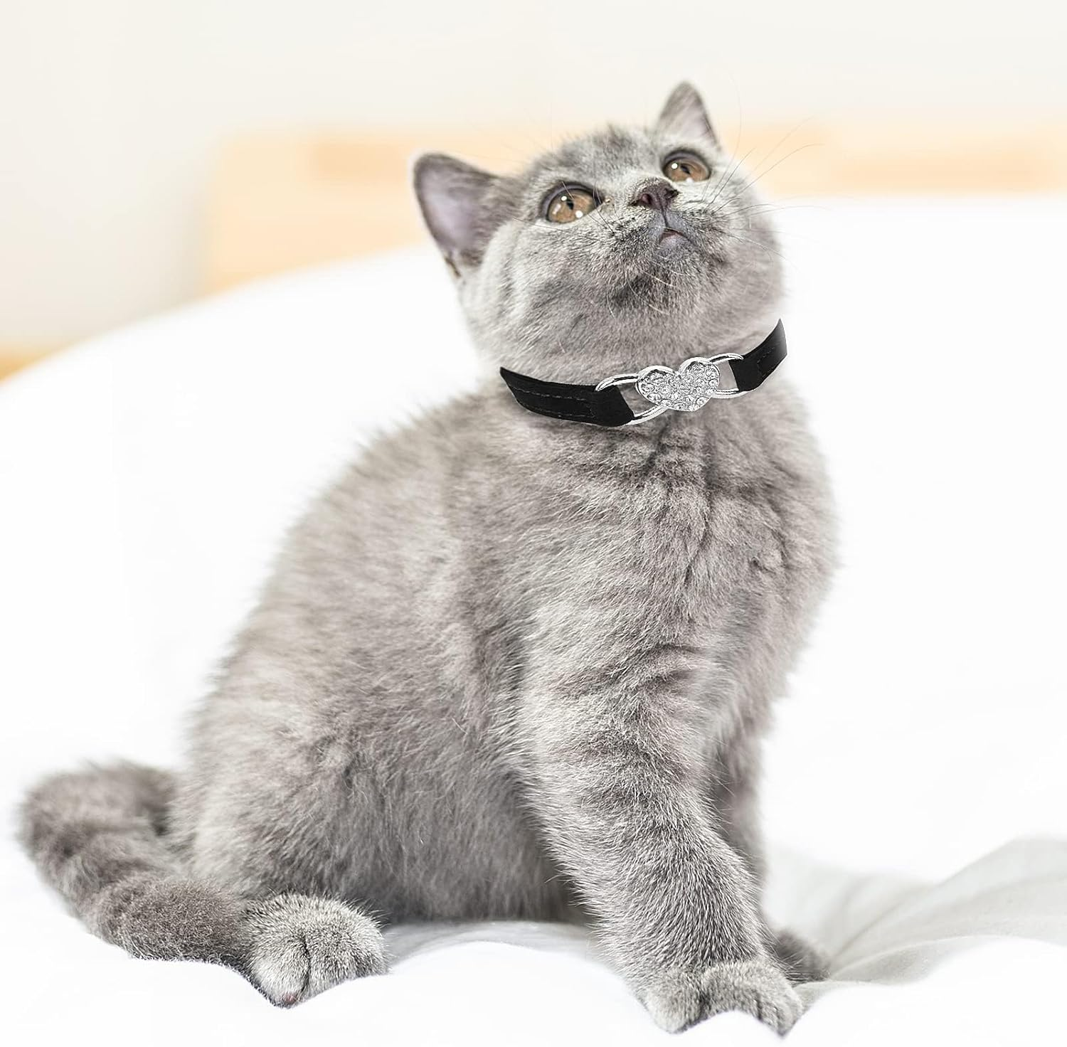 Heart Bling Cat Collar, Adjustable Collar with Safety Belt and Bell Rhinestone Collar for Kitten Small Dog Cat (Black) - Pink image number 6