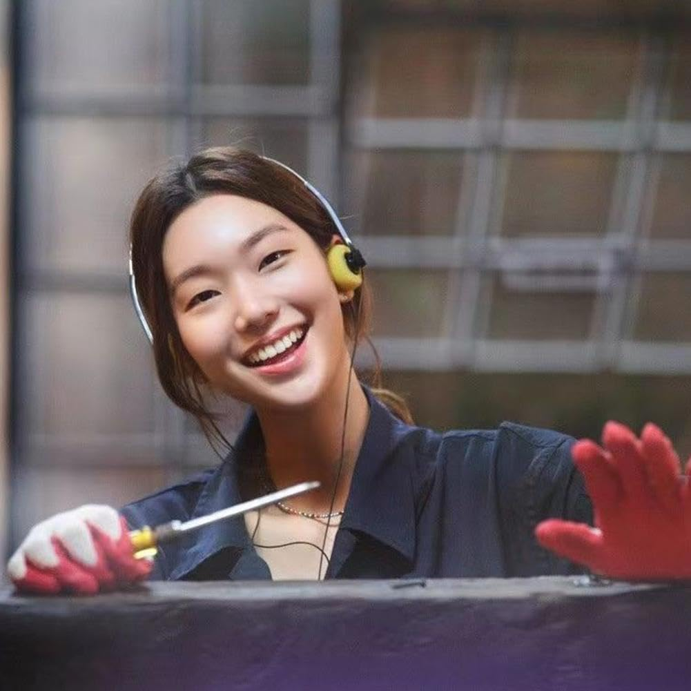 Calsgkspray Orange Retro Over-Ear Headphone,Vintage Feelings Underwire Headphone,Retro Lightweight Earphones,Hi-Fi Stereo Earphone Headset,Walkman Headphone and Earbuds Small and Light