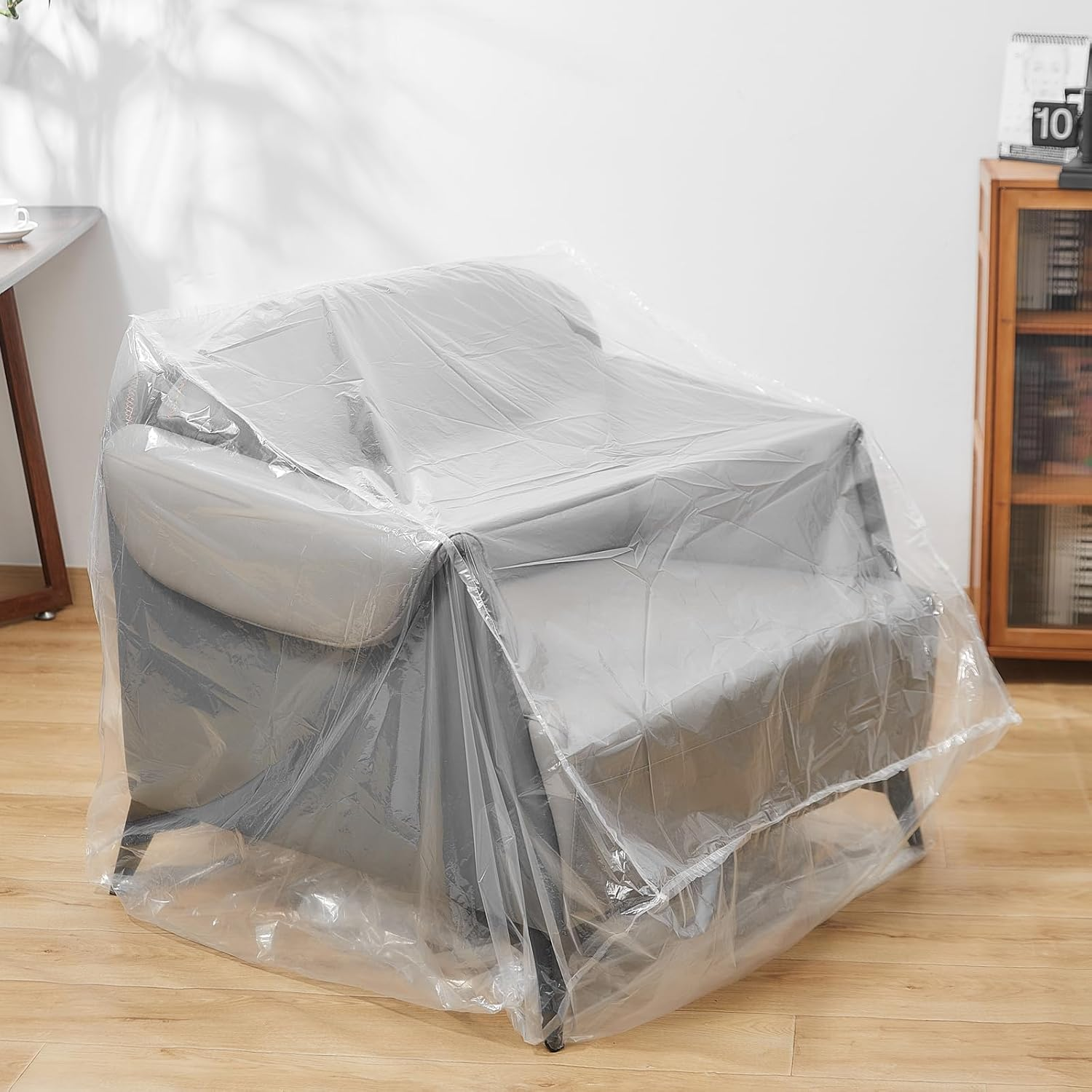 JDFHFGB 2Pcs Large Plastic Furniture Cover for Moving,Clear Waterproof,Anti-Cat Fur,Dustproof Couch Cover, Heavy Duty Chair & Recliner Protector Bag for Storage, Renovation, Transport (34X42X65Inch)
