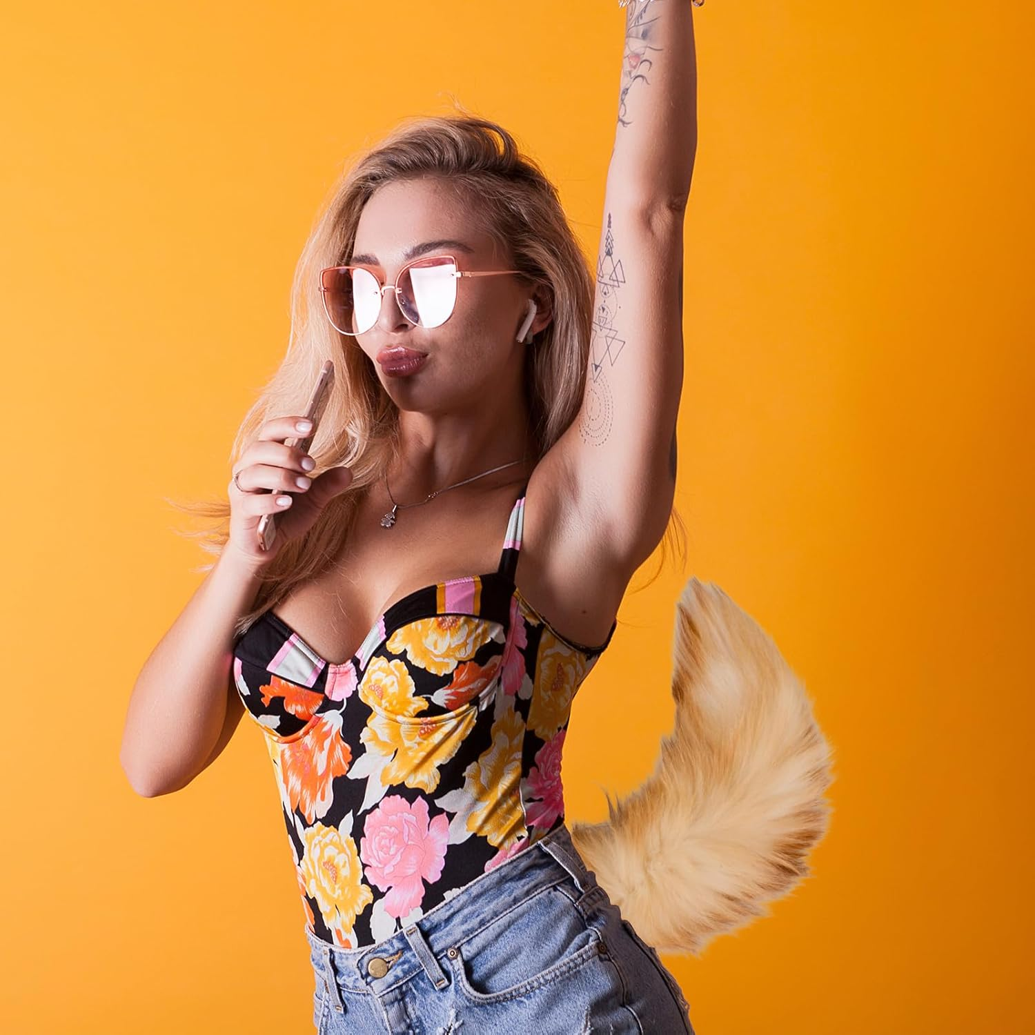 Adjustable Strap Furry Fox Tail Therian Tail Cosplay Fox'S Tail Suitable for Party Role Playing Costumes and Props (Crystal Fox) image number 4