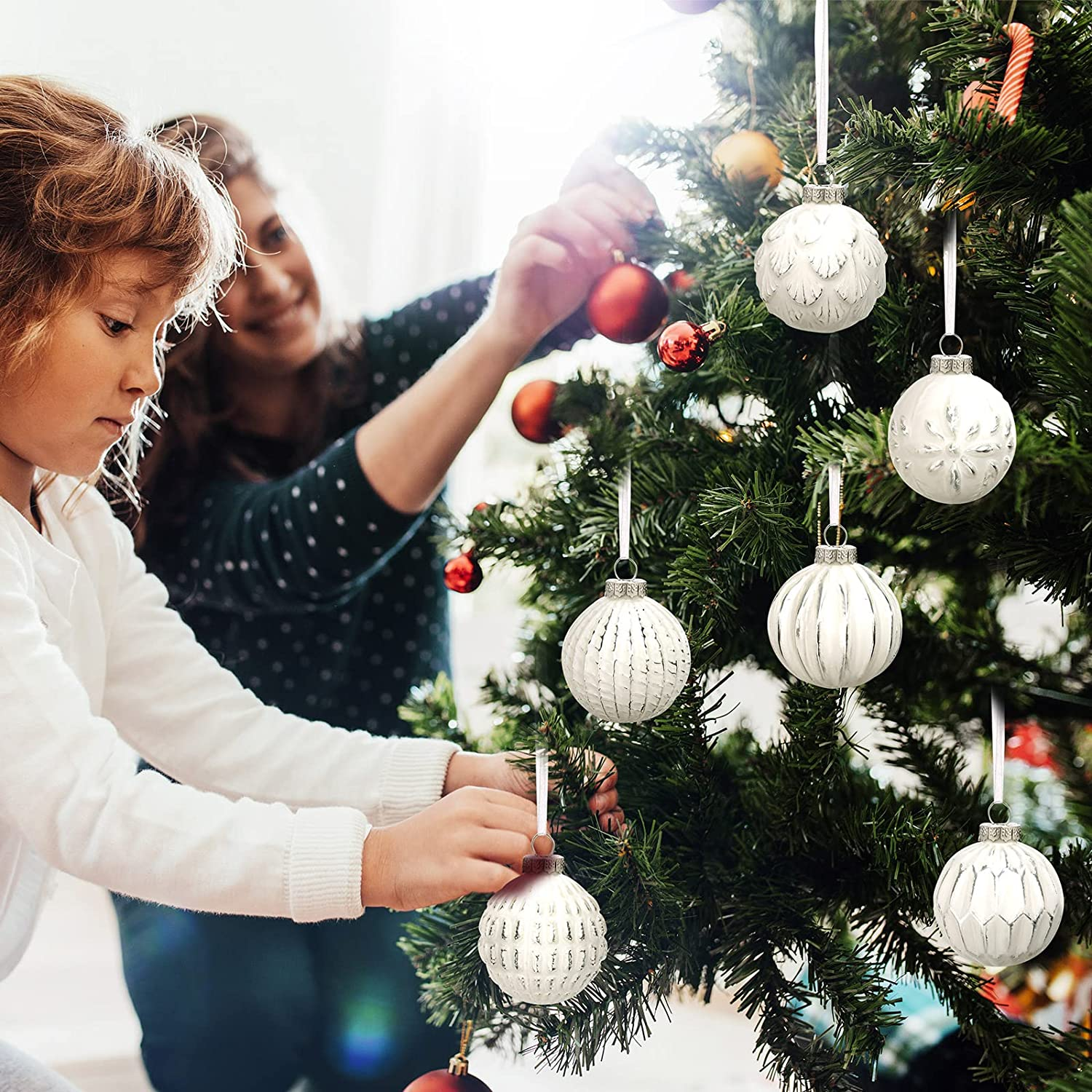 Kathfly 6 Pcs Farmhouse Ball Ornaments Distressed Metal Glass Ball Vintage Style Christmas Balls Retro Glass Ornaments for Christmas Tree (White) - White image number 5