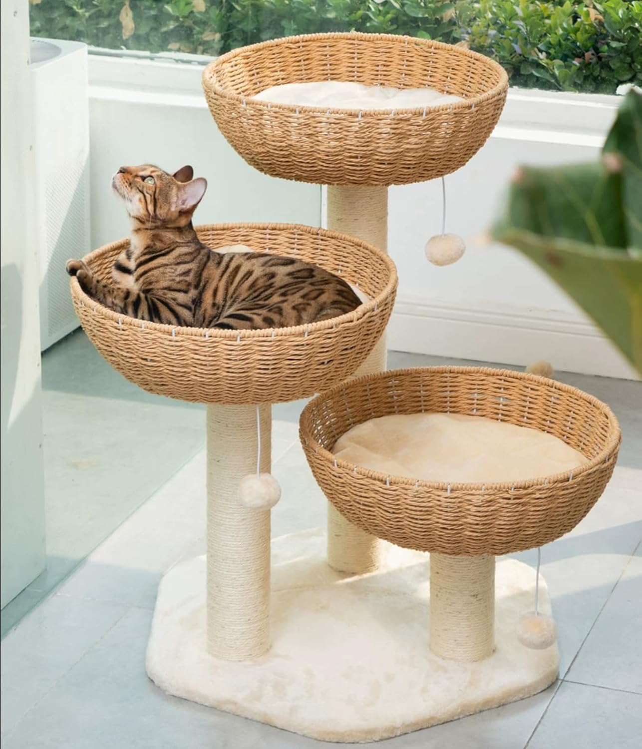 SHENGOCASE Cat Tree Tower with Rattan Wicker Basket, 3 Handwoven Large Nest Baskets Bed, Window Perch for Large Cats up to 20LBS image number 3