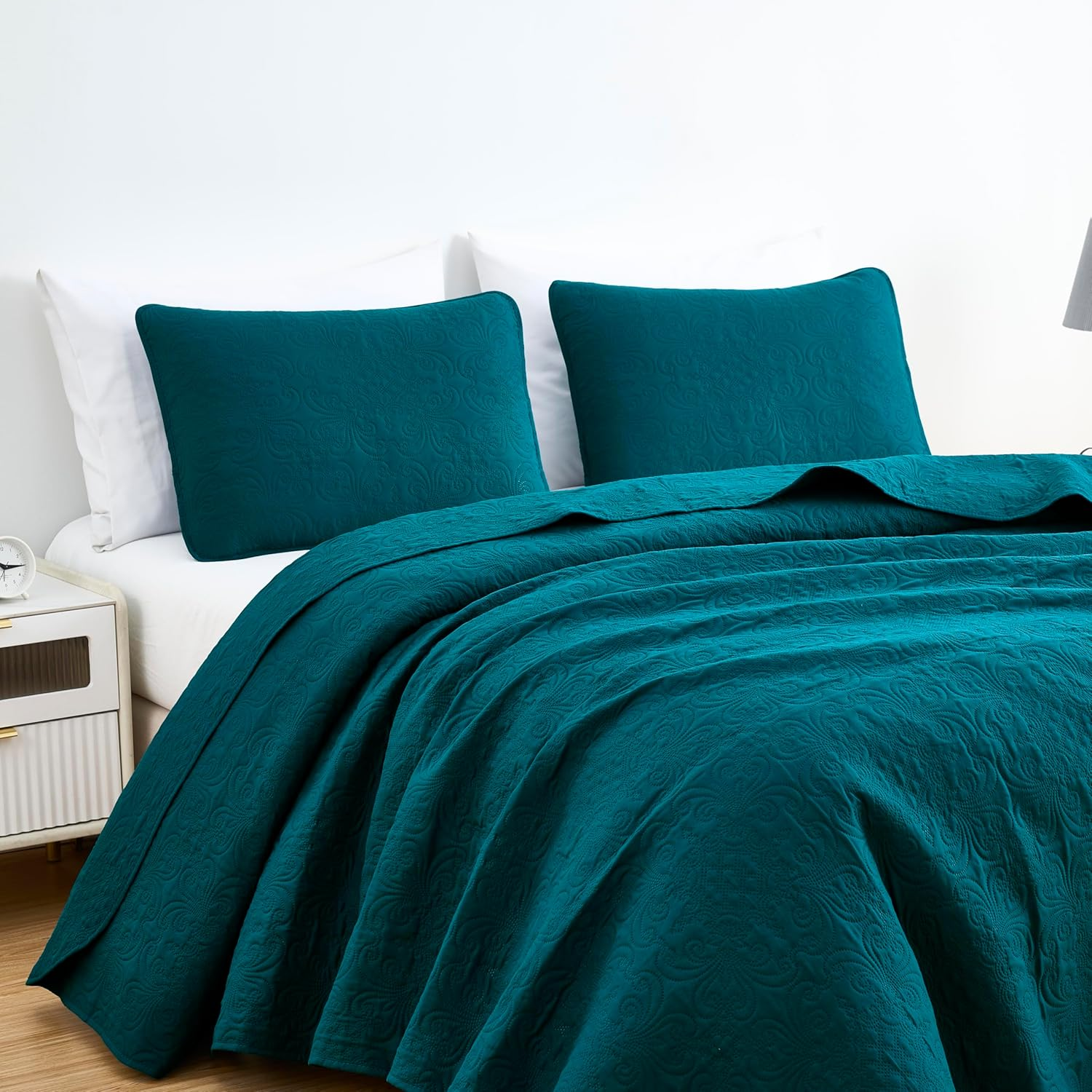 Chezmoi Collection Luca 3-Piece Oversized Bedspread Set, Queen Size, Teal - Summer Quilt Lightweight Microfiber Bedspread 100 X 106 - Floral Medallion Pattern Coverlet for All Season image number 5