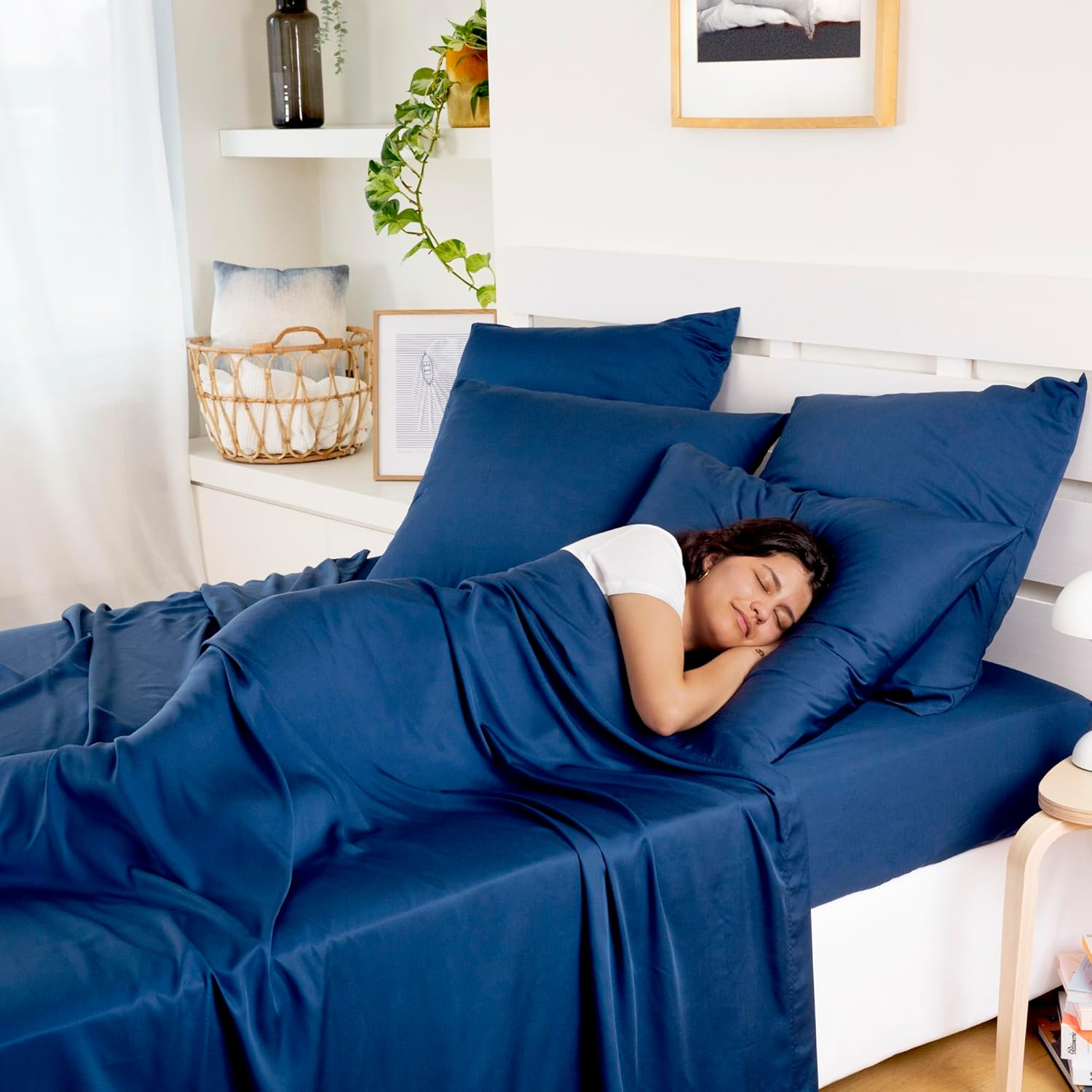 Bambaw Bamboo Bed Linen 155 X 220 Cm, Sustainable Bamboo Duvet Cover, Soft Hotel Quality Bed Linen, Cooling Duvet Cover 155 X 220 Cm, Summer (Navy Blue) image number 3