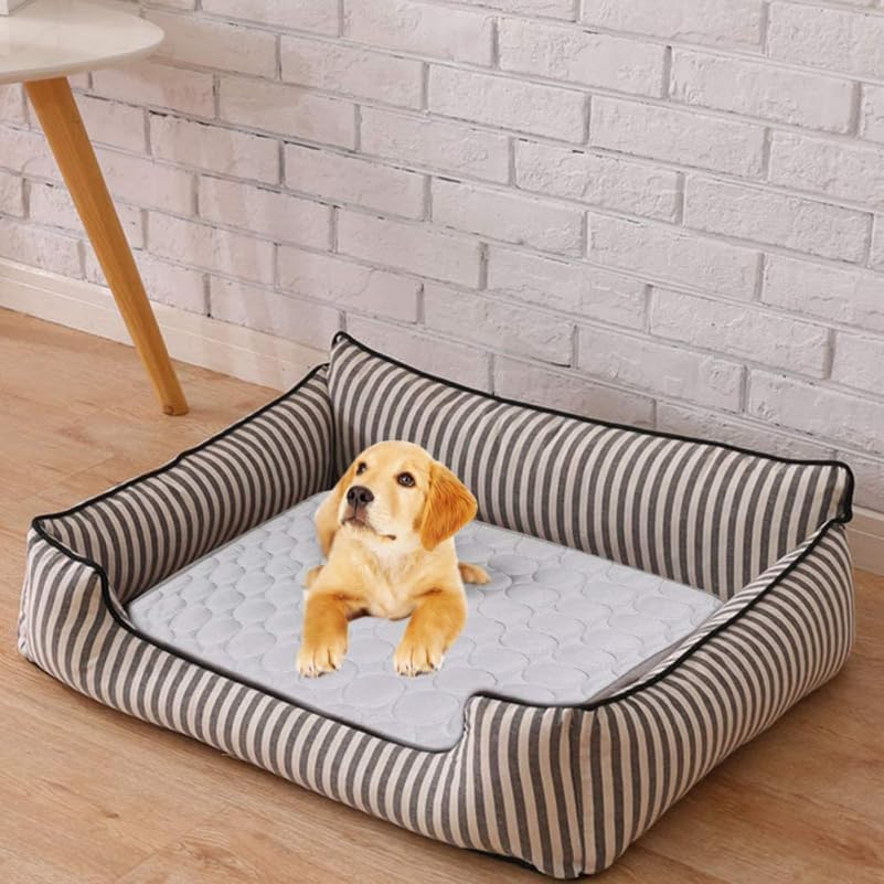 CORHAD Pet Cooling Mat XL Grey Cooling Mat for Dogs and Cats Self-Cooling Pad with Quick Heat Transfer Scratch-Resistant and Easy to Clean Suitable for Summer