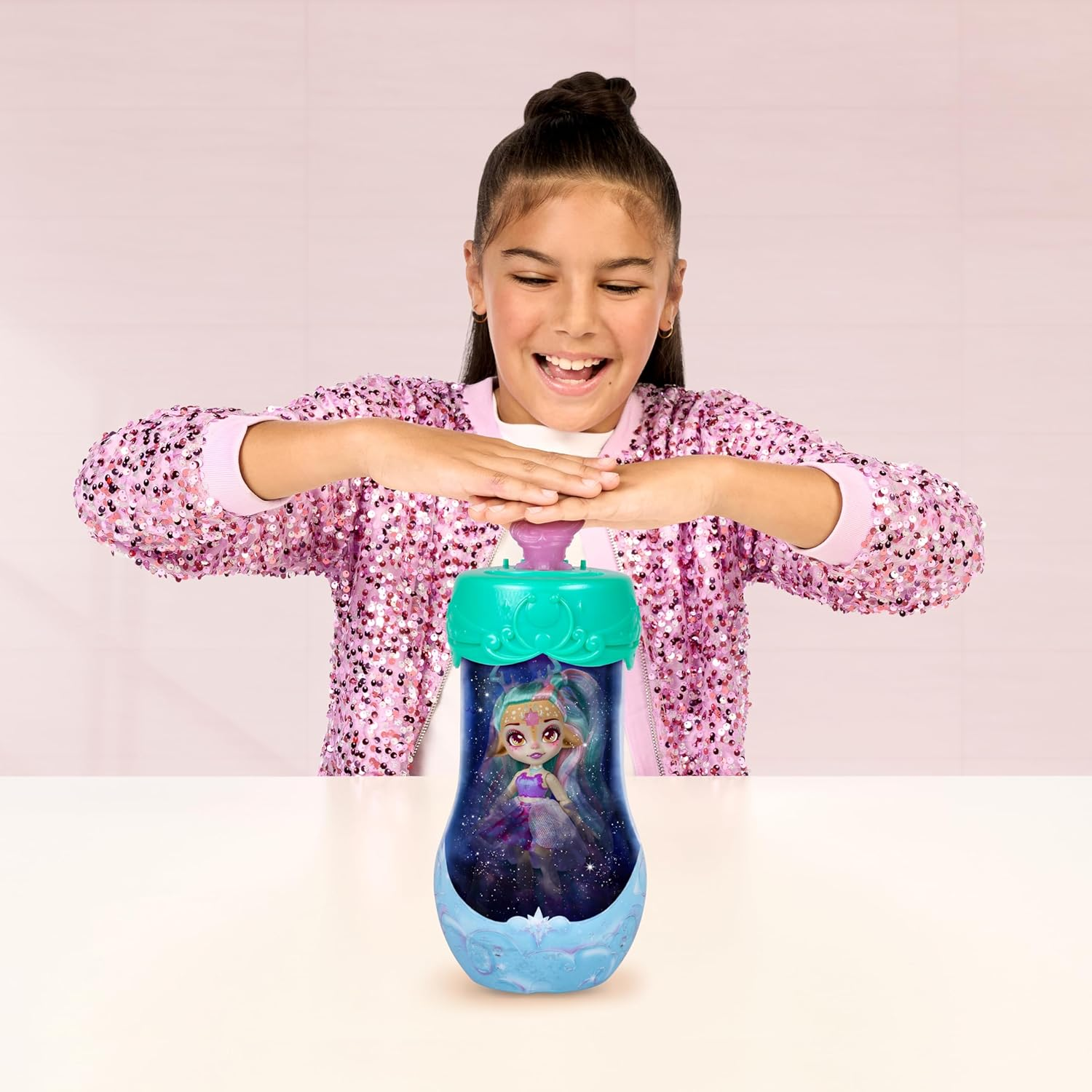 Magic Mixies Pixling Deluxe Pack Deerlee. Create and Mix a Magic Potion That Magically Reveals a 16.5Cm Pixling Doll with Super Long Magic Hair! Has an Exclusive Mini Mixies and 4 Hair Accessories.