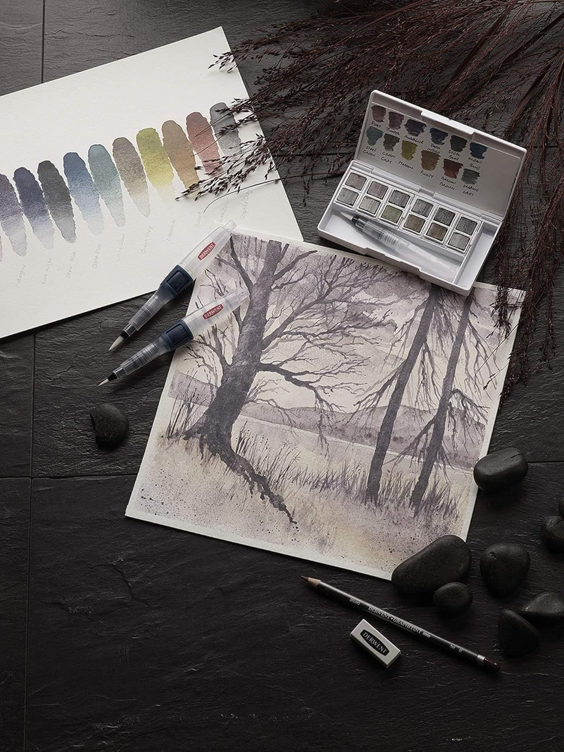 Derwent Inktense Paint Pan Palette, Graphitnt image number 2