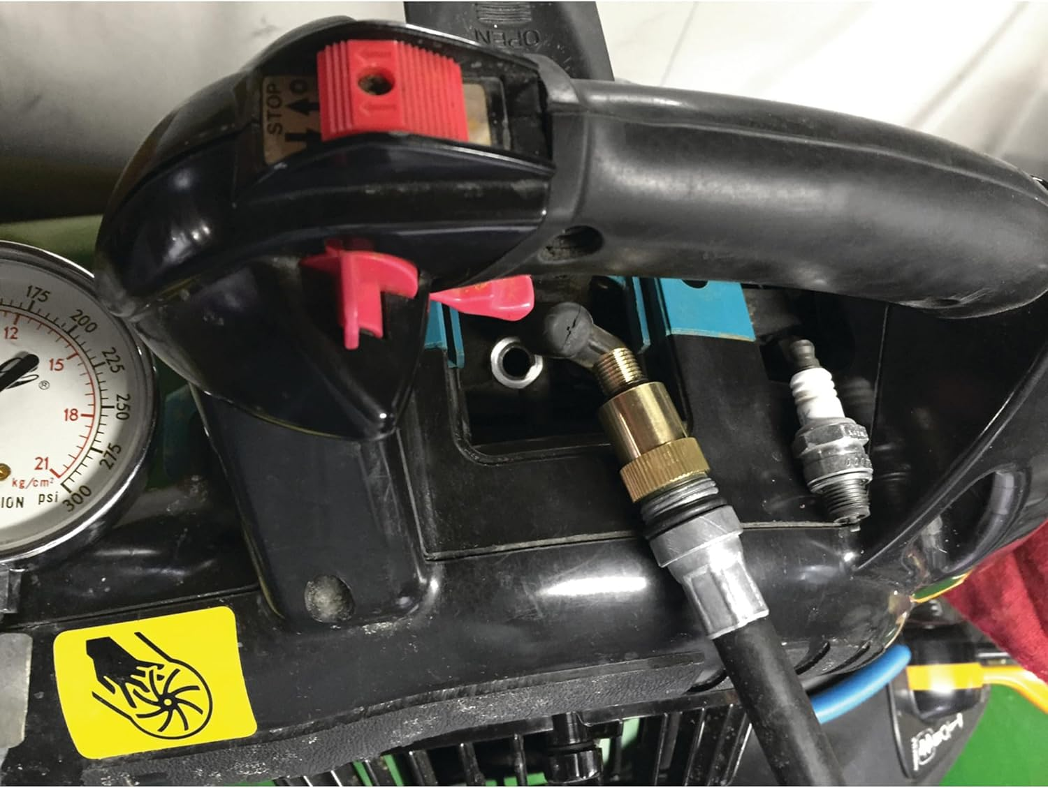 Performance Tool W80577 Compression Tester Spark Plug image number 2