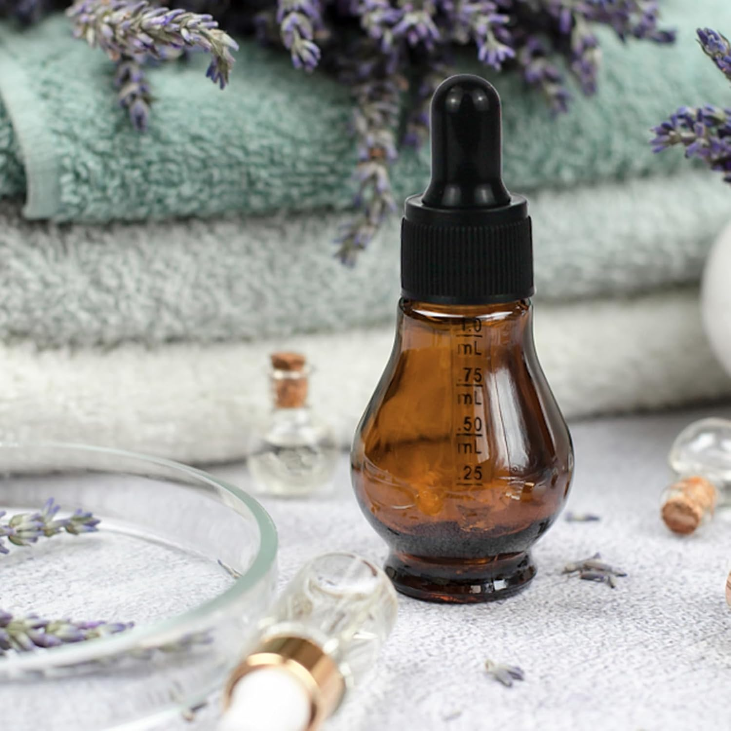 Reyshin 8 Pack Pear Shaped Amber Glass Bottles with Dropper Pipettes - Refillable Sample Bottles for Essential Oil, Massage Aromatherapy, Eye Drops (Amber 20Ml) - Amber image number 5