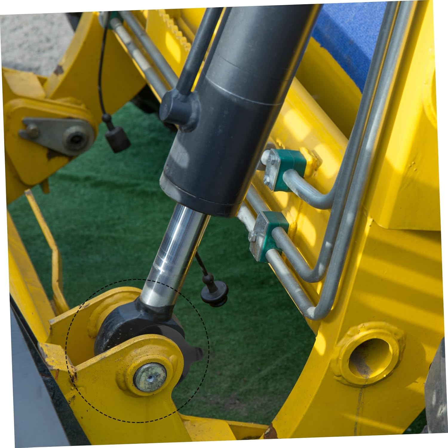 2Pcs Excavator Pin Gasket Heavy-Duty round Rubber Washer Spacer Kit for Machinery Digger Arm Joint Sealing image number 1