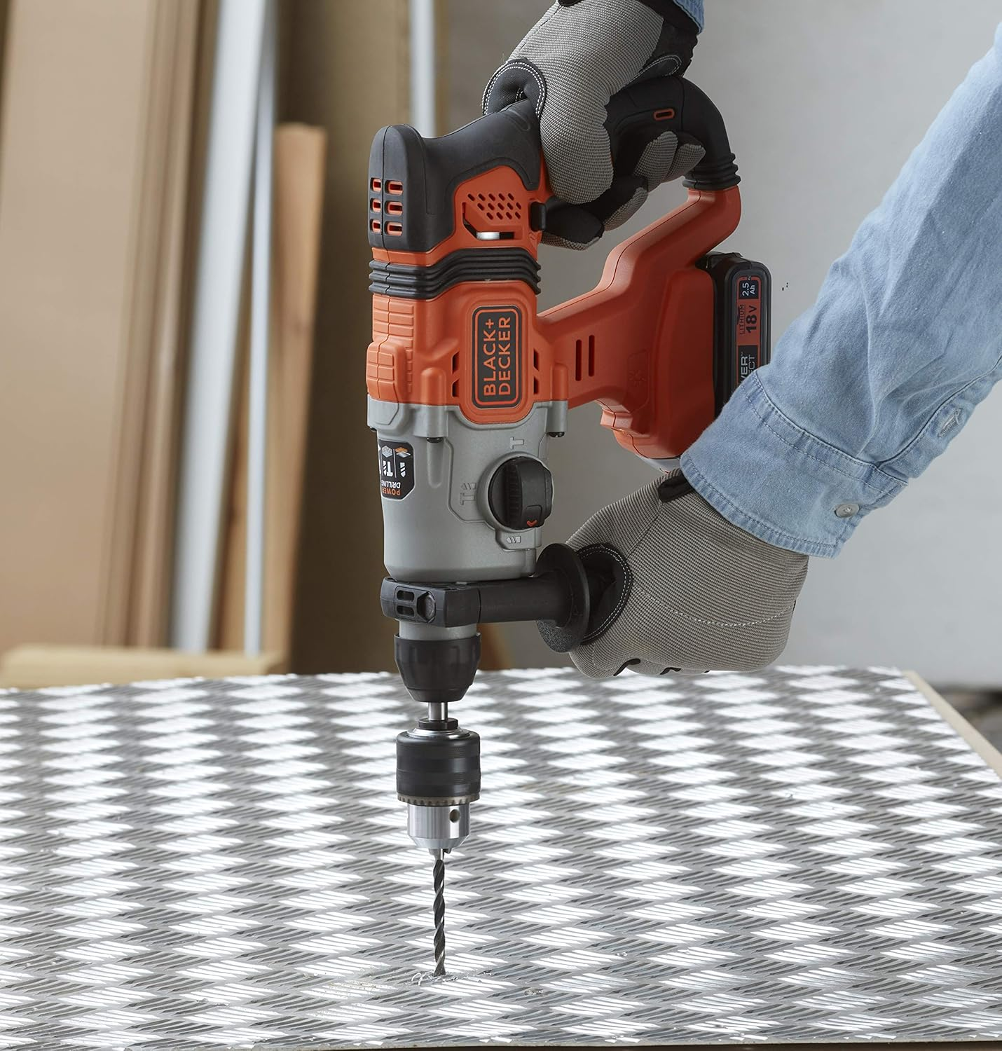 Black+Decker 18 V Sds-Plus Cordless Combination Hammer (1.2 Joules, for Effective Drilling, Impact Drilling and Light Chiseling, LED Work Light, Includes 2X Batteries, Charger, Case, 1X 6 Mm Drill) image number 5