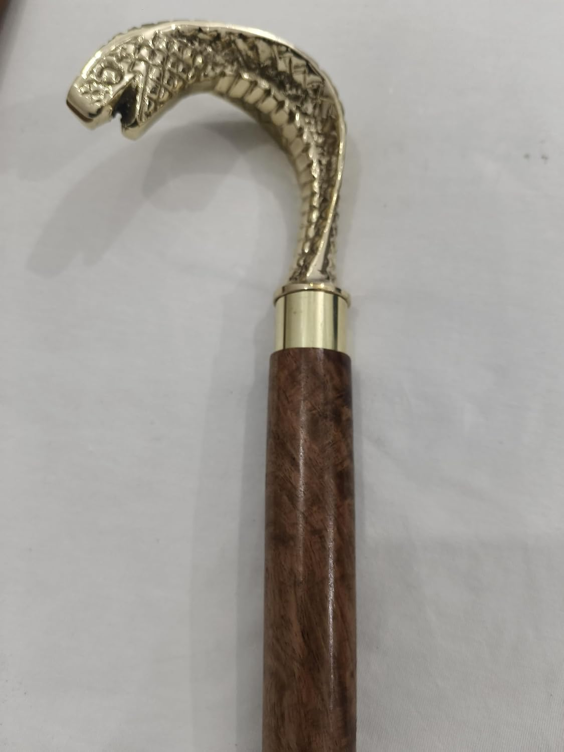 Vintage Wooden Walking Stick with Gold Snake Handle, Wooden Cane with Brass Cobra Design, Vintage-Style Mobility Support image number 3