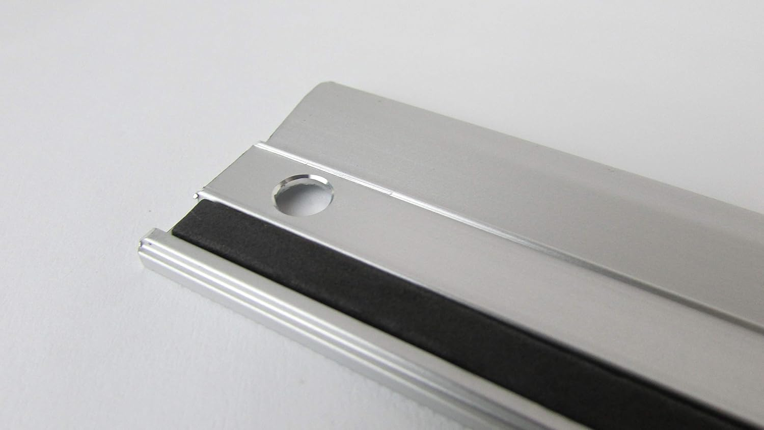 Anti- Slip Aluminum Rulers for Drawing, Set of 3 Pieces (6, 8 and 12 Inch) - Centimetres and Inch Scales for Precise Work, School and Home image number 1