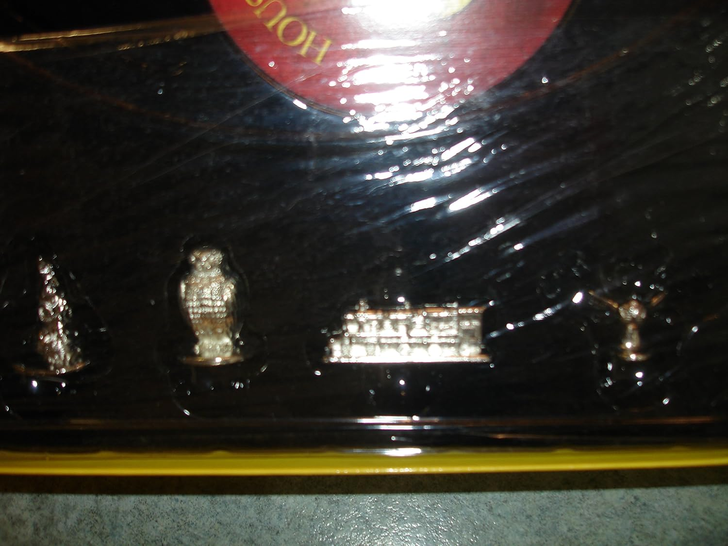 Harry Potter Scene It DVD Game with Bonus Images and Questions (2005 Edition) by Mattel image number 2