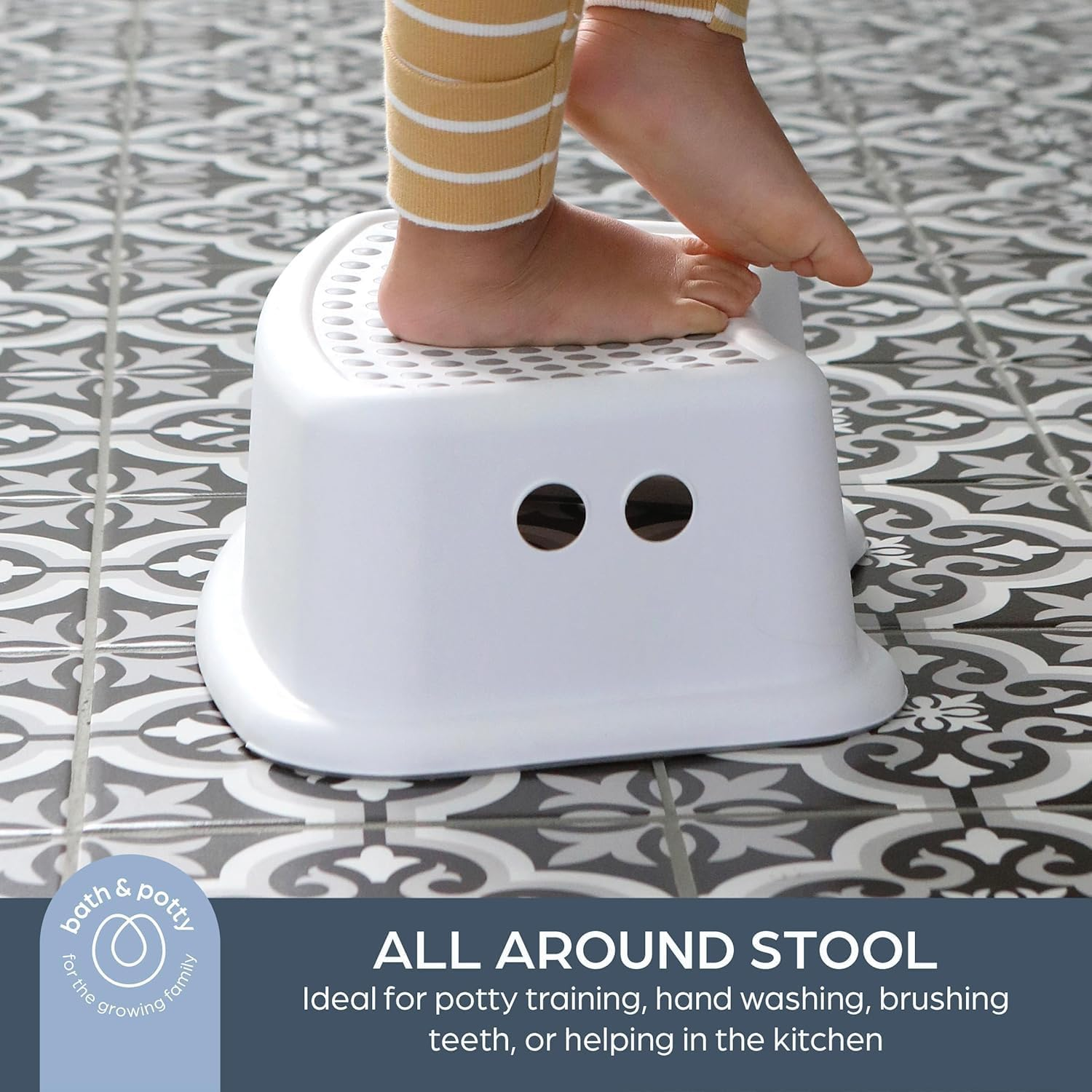 Dreambaby Step Stool for Kids - Non-Slip Base and Contoured Design for Toilet Potty Training and Sink Use image number 3