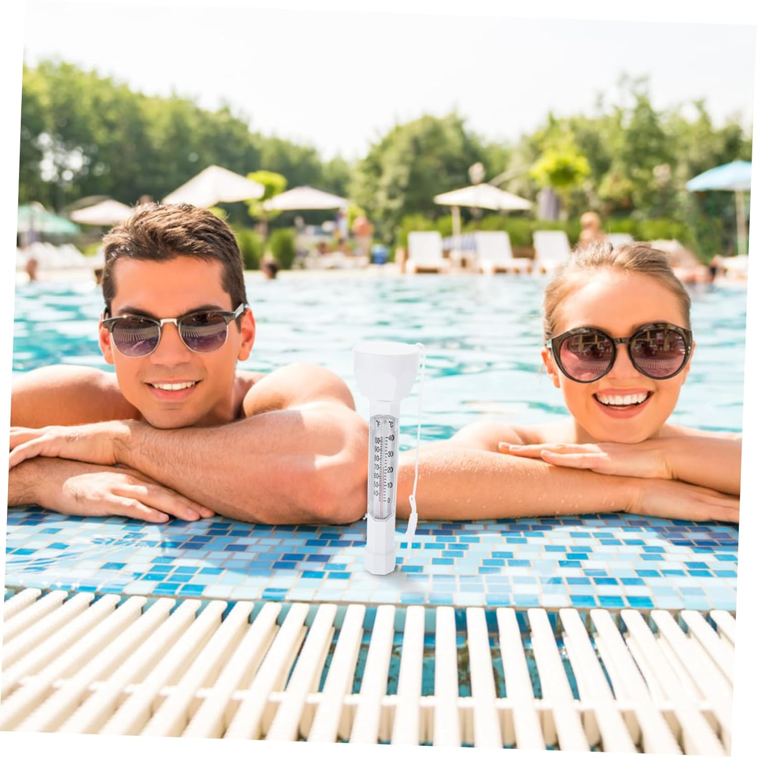 Abaodam Floating Swimming Pool Thermometer Dual Display Celsius Fahrenheit Lightweight Temperature Measuring Tool for Spas Hot Tubs Ponds Maintenance image number 2