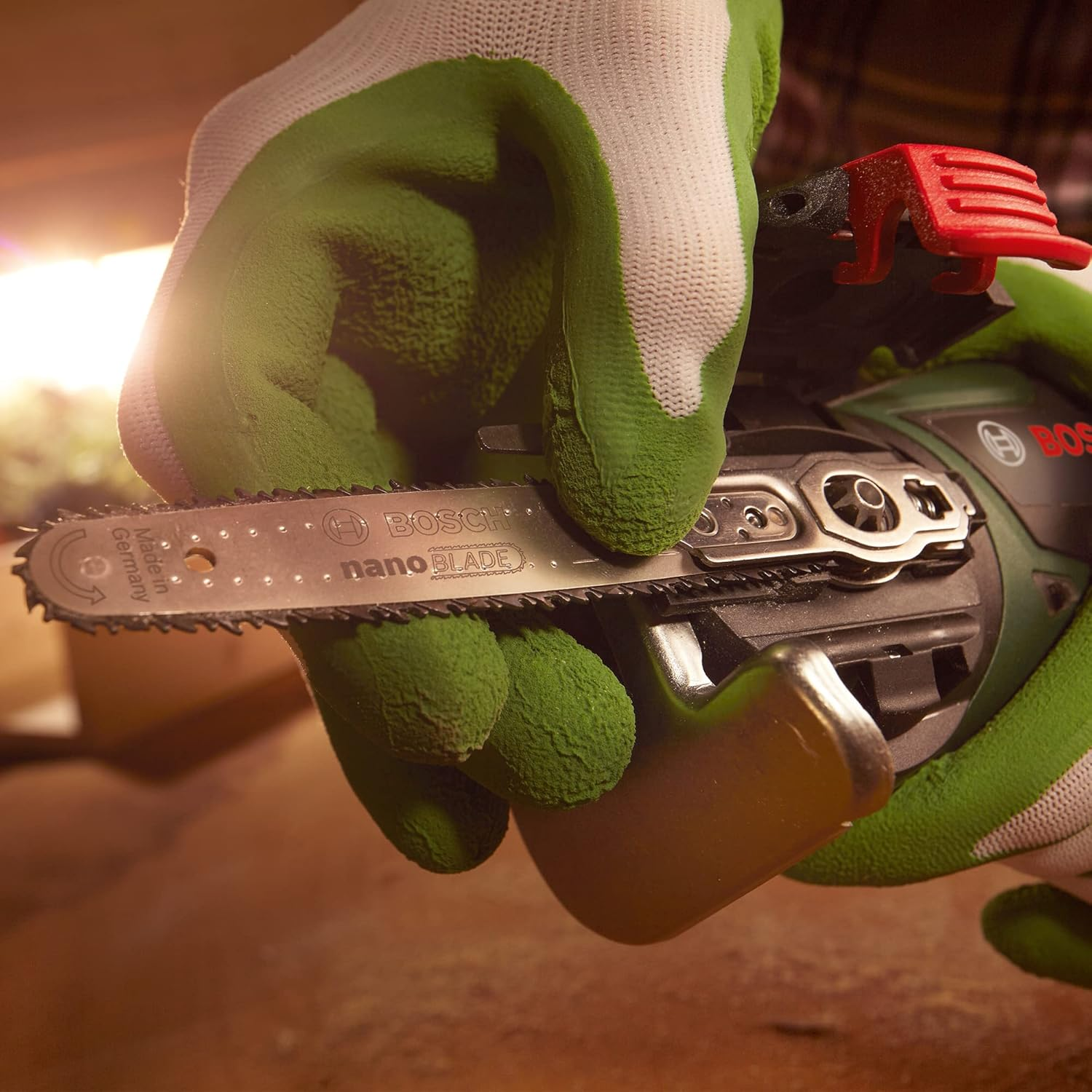 Bosch Home & Garden 12V Cordless Nanoblade Saw, Pruning & DIY Cuts, Vibrationless, Includes 2.5Ah Battery, Charger & Case (Easycut 12). Made in Europe image number 1