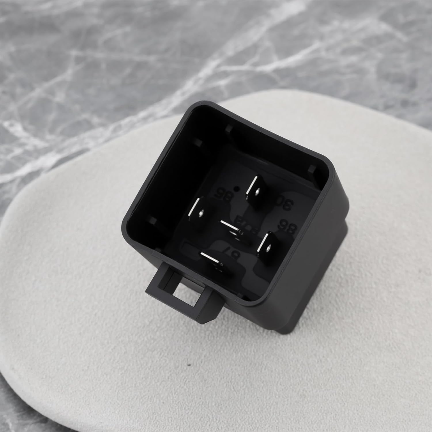 2Pcs 882751A1 5Pin Power Trim Tilt Relay Compatible with Mercury Compatible with Johnson Evinrude 5.5/5.8 Models image number 5