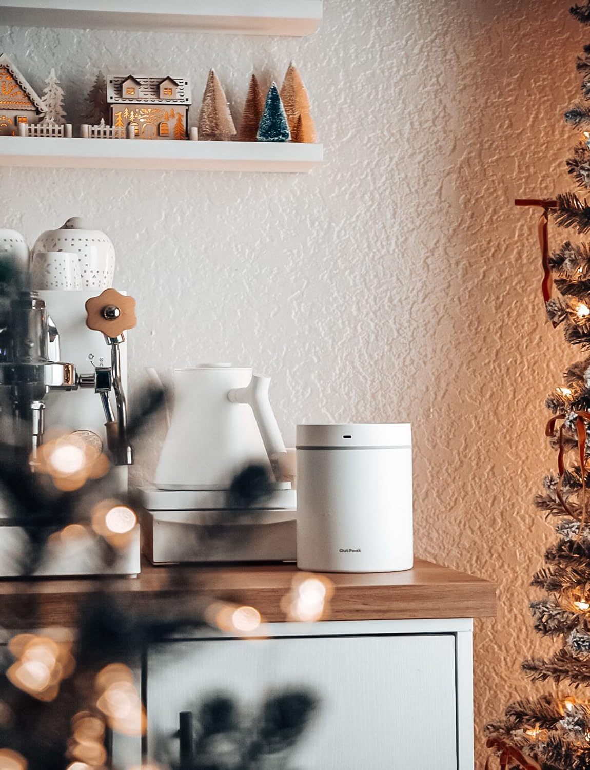 OUTPEAK Kilo Automatic Vacuum Coffee Canister, 1.8L for 600G Coffee Beans, One Button Operation, Stainless Steel Container with Spoon, 6 Months Fresh Storage Container image number 3