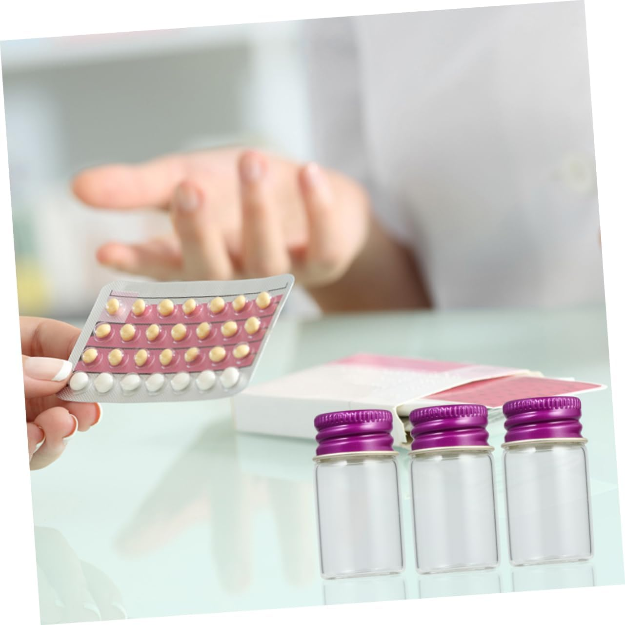 HAPINARY Glass Storage Bottles with Aluminum Screw Caps Airtight Sealed Transparent Bottles for Ink and Liquids Rosy with Plastic Box and Easy to Open image number 5