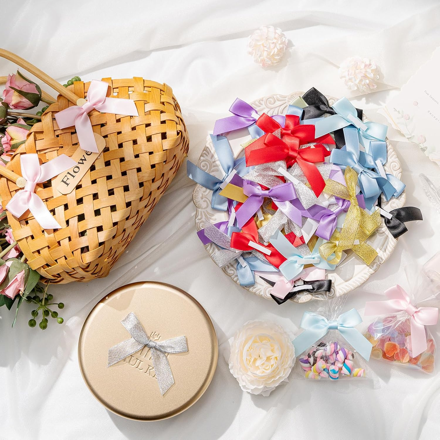 MORSUNBELA 50 Mini Bows,Self-Adhesive Bows Decorations for Party,Gift Wrapping,Crafting,Weddings Cake Decor,Diy Projects,Small Bow,Gold image number 5