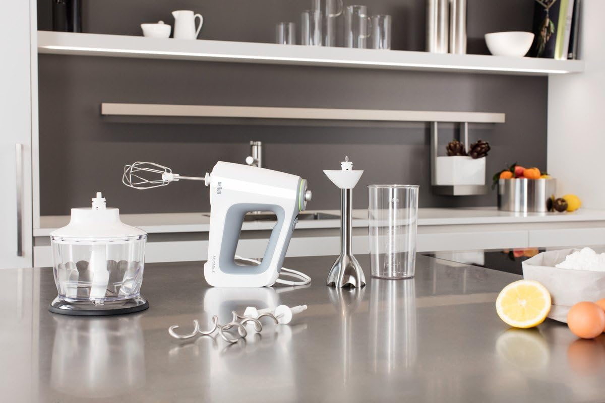 Braun Multimix 5 HM 5137 Hand Mixer with Continuous Speed Control, Includes Whisk, Dough Hook, Pur&eacute;e Stick, Chopper and 600 Ml Mixing and Measuring Cup, 750 Watt, White image number 5