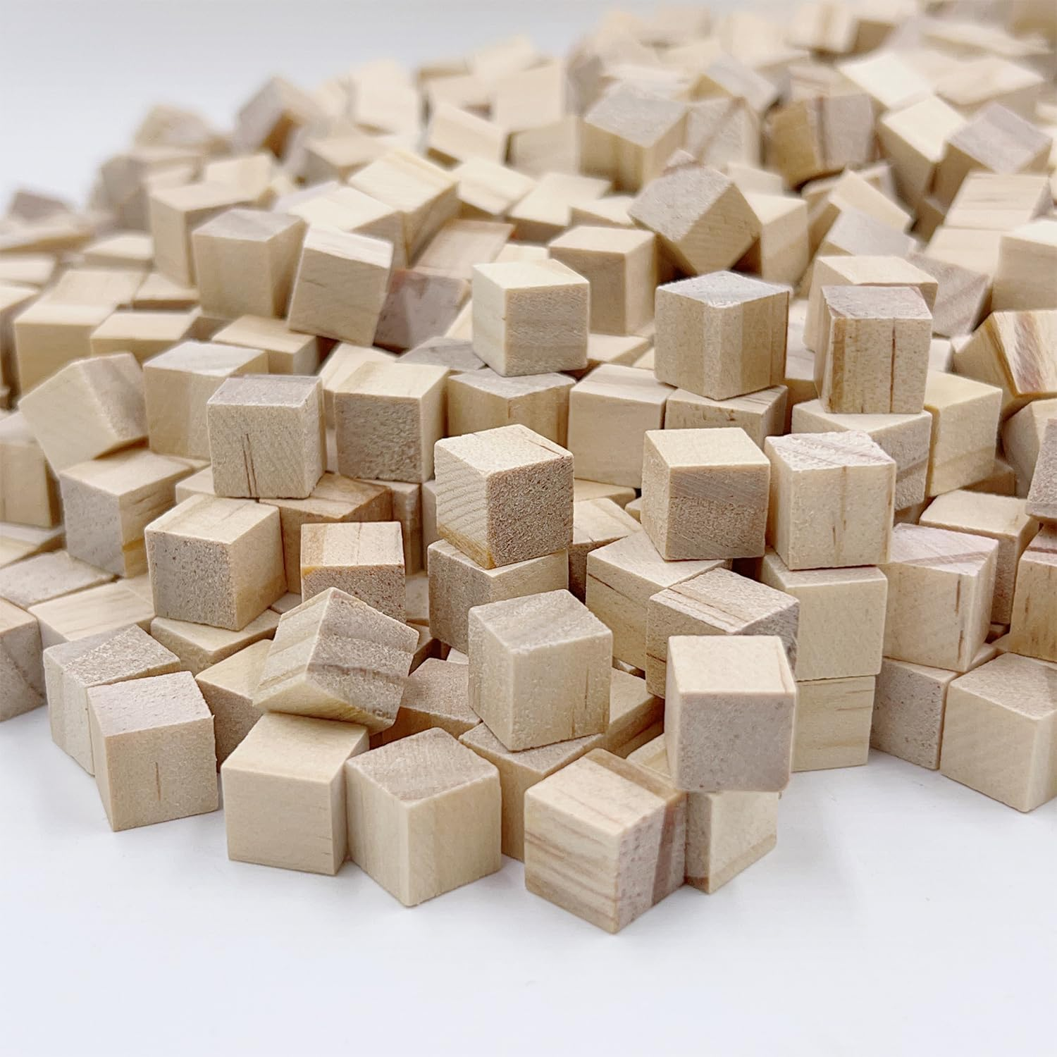 SPKESE Wood Blocks for Crafts, Unfinished Wood Cubes, Natural Wooden Blocks, Wood Square Blocks, Wooden Cubes for Arts and DIY Projects, Puzzle Making (1Cm Pack of 1000) image number 5