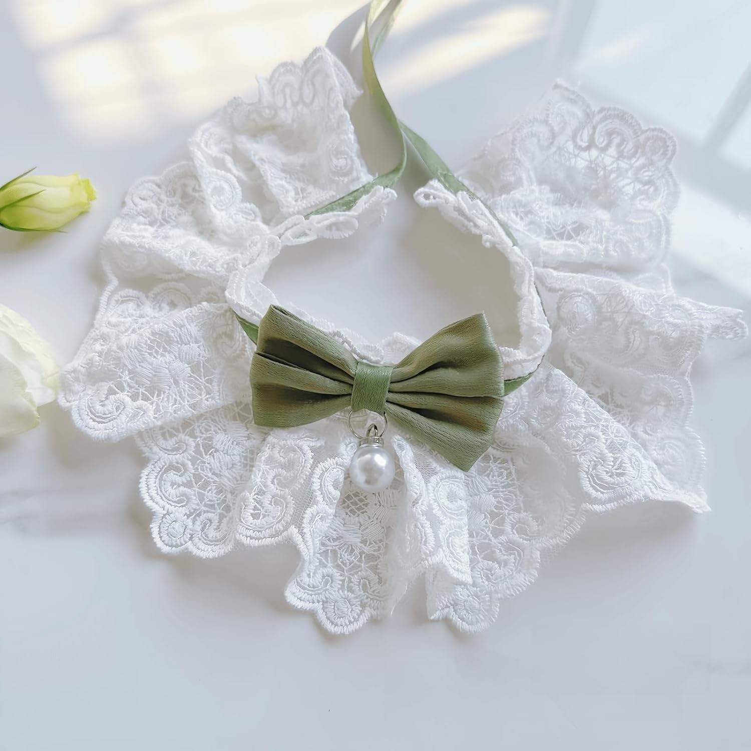 Cute Cat Collar Breakaway Floral Aesthetic Cats Bowtie Collar Bow Tie with Bell for Indoor Cats and Small Dogs Puppies (Green, L (11-20Lbs))