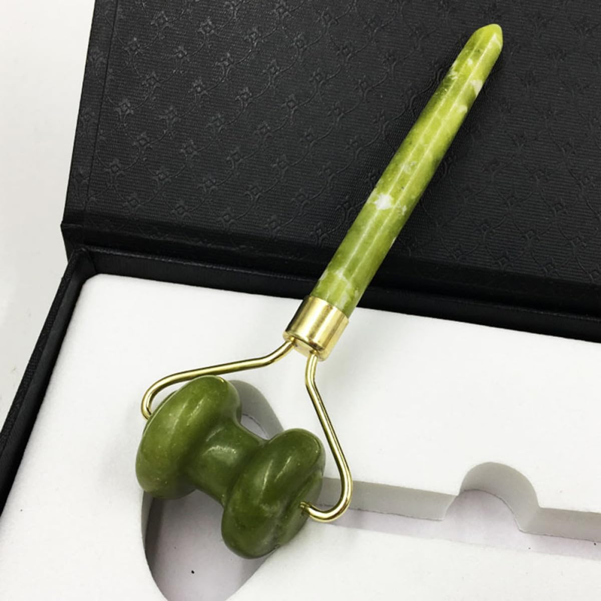 LIFKOME Jade Roller Face Massager and Skin Care Massage Tool, Dual-Head Natural Jade Stone Facial Roller for Face and Neck Massage, Portable Beauty Tool for Facial Lifting and Skin Rejuvenation image number 3