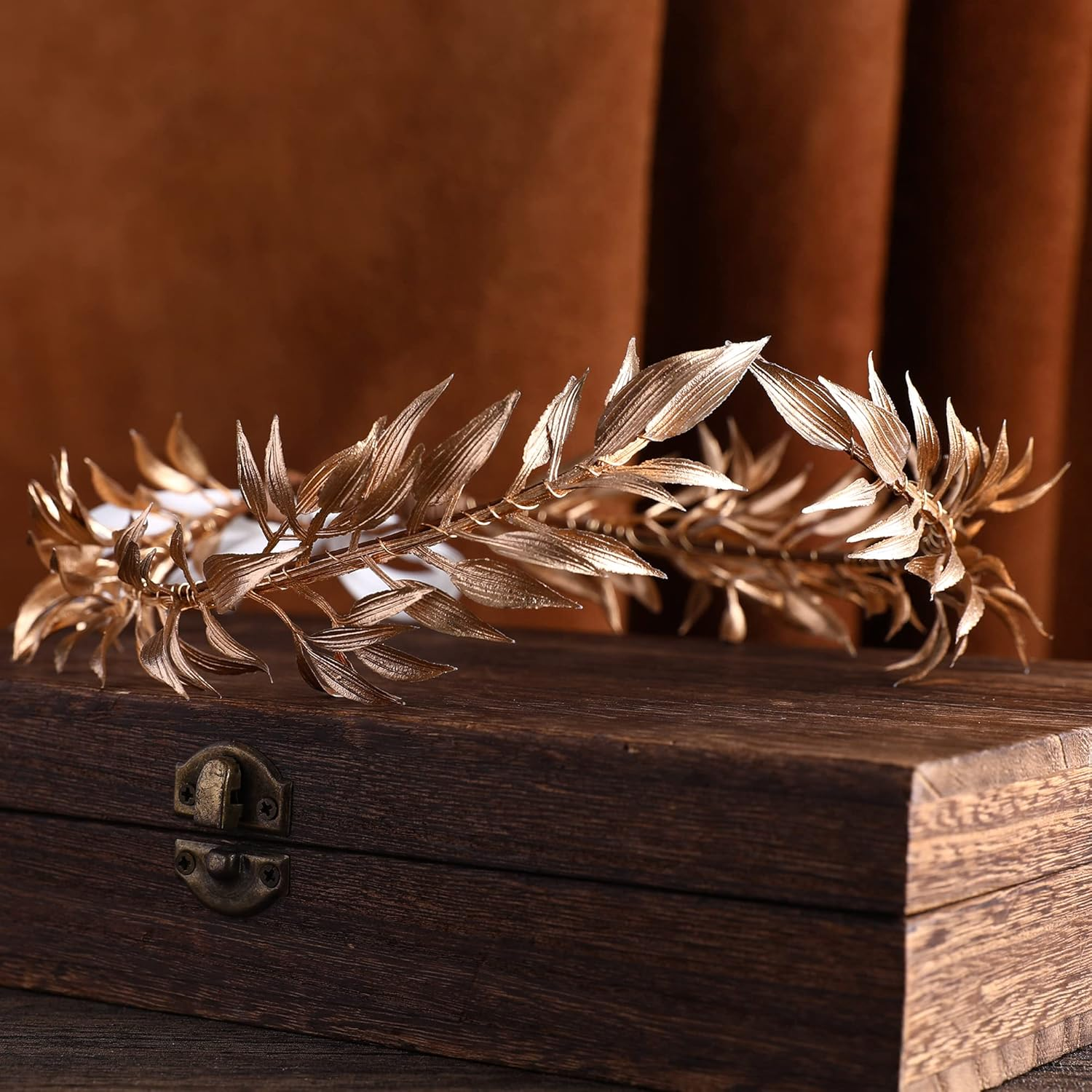 MOSTORY Handmade Greek God Crown for Men&rsquo;S Wedding Gold Leaf Headband for Toga Costume Royal King&rsquo;S Crown Tiara for Mardi Gras Pride Adult Carnival Cosplay Medieval Hair Accessory image number 5