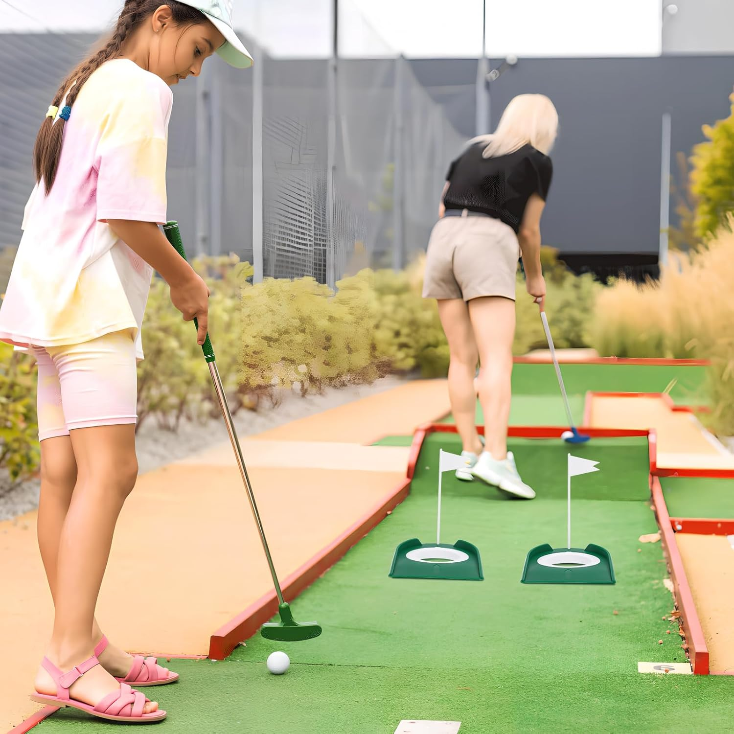 Baluue Golf Putter Plate with Flag - Indoor Practice Putting Cup for Golf Training 2Pcs Set