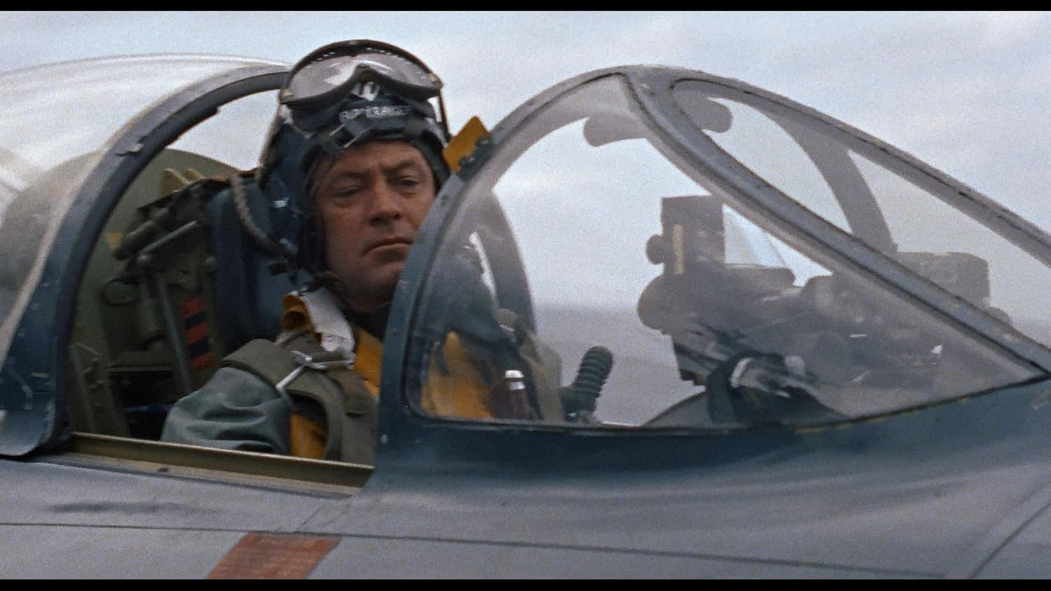 The Bridges at Toko-Ri (Special Edition) [Blu-Ray] image number 5