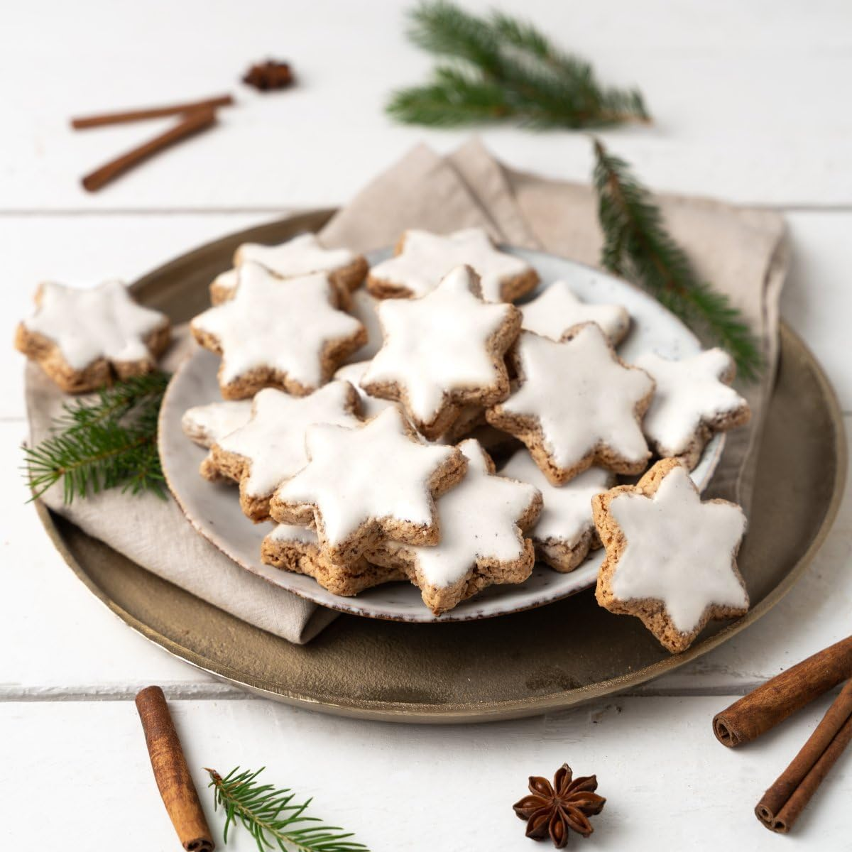 Zenker Cinnamon Star Cookie Cutter - Foldable, Ergonomic, Made in Germany image number 4