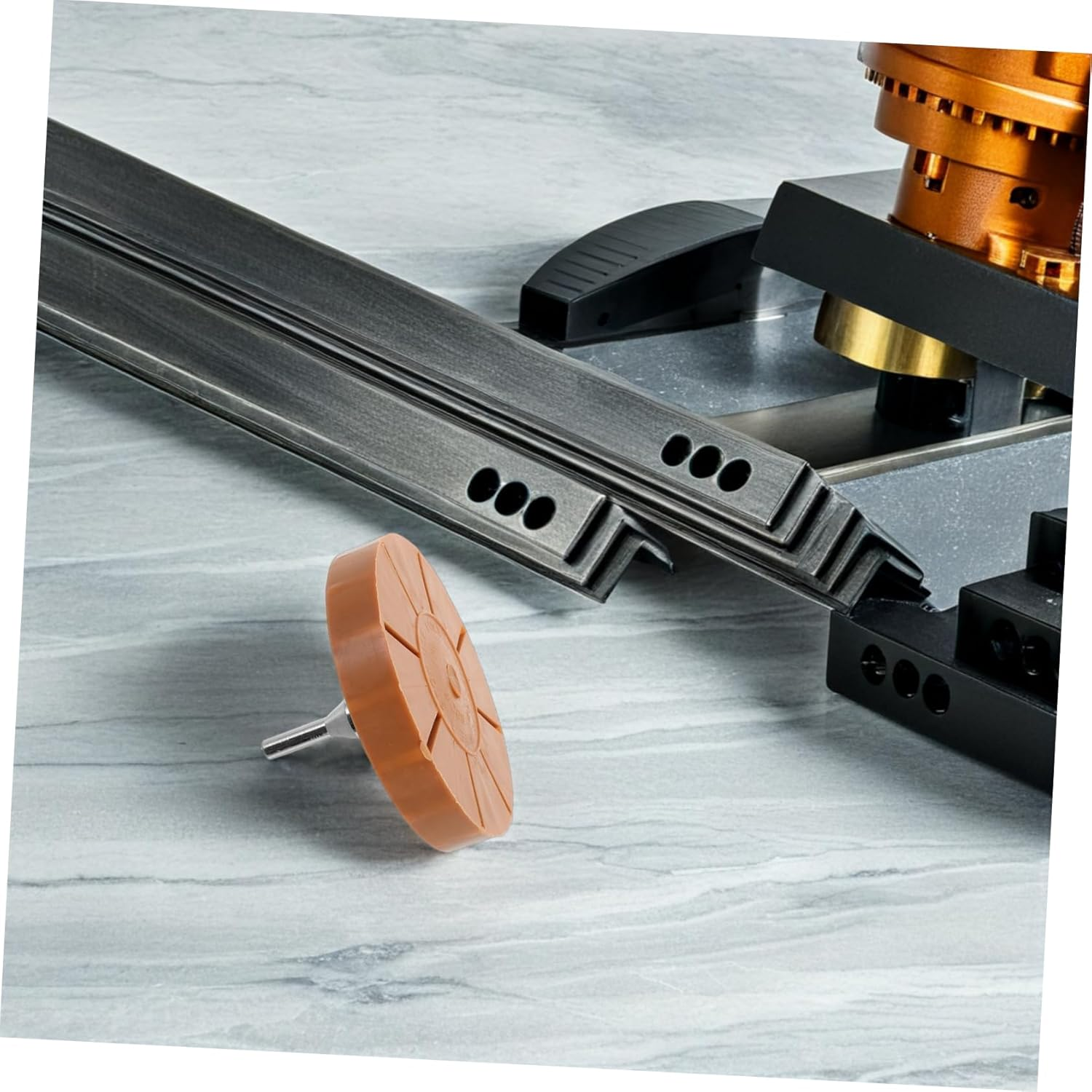 Vaguelly Glue Removal Tray for Car Stickers Adhesive Remover for Fabrics Vinyl Remover Tool for Decal Eraser Sticker Removal Scraper for Automotive Trim Tools for Car Scratch image number 2